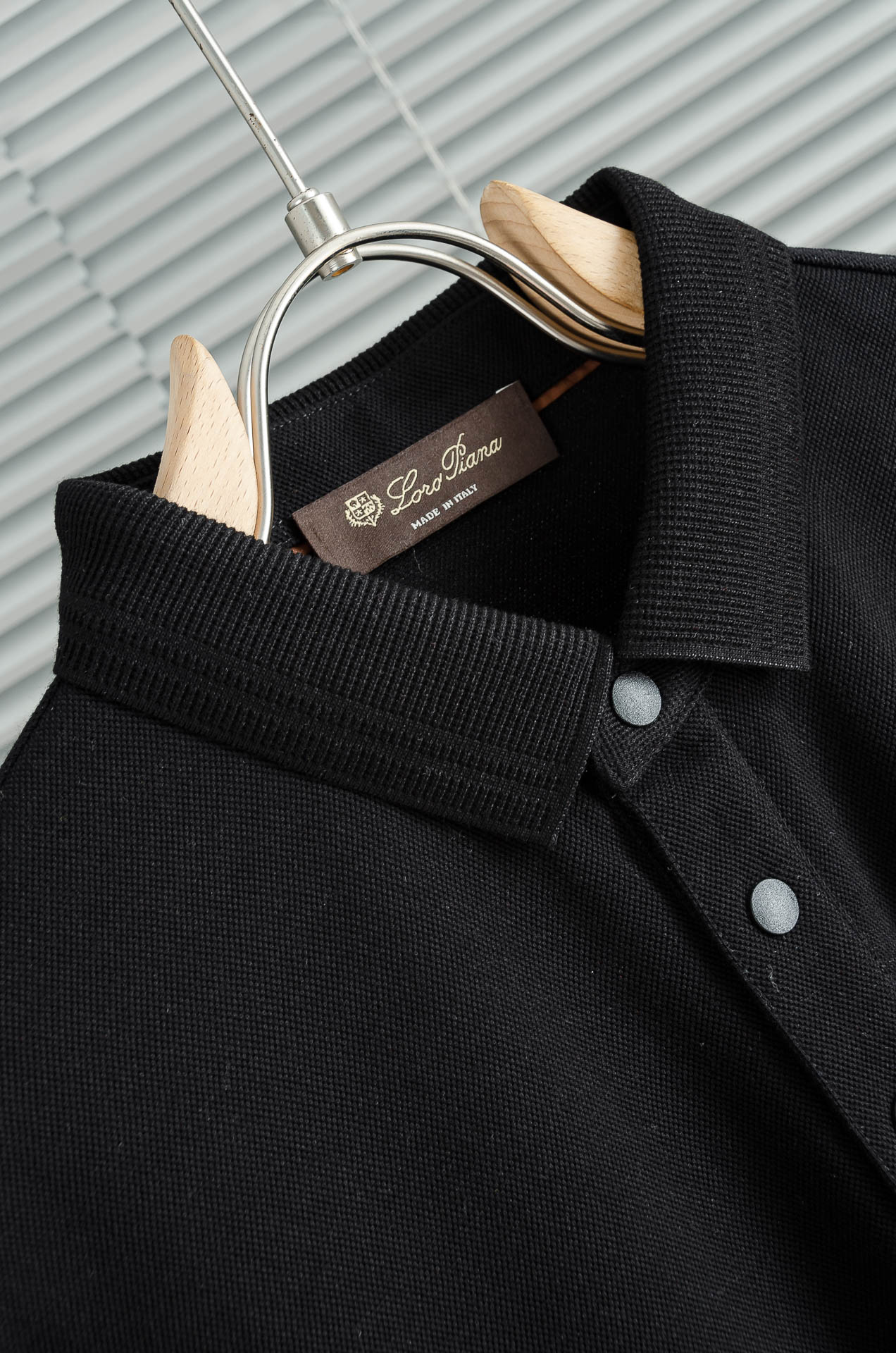 Loro Piana诺悠翩雅 2026FW新品 轻奢男士翻领长袖T恤衫#精选客供进口长绒棉采用高密度工艺