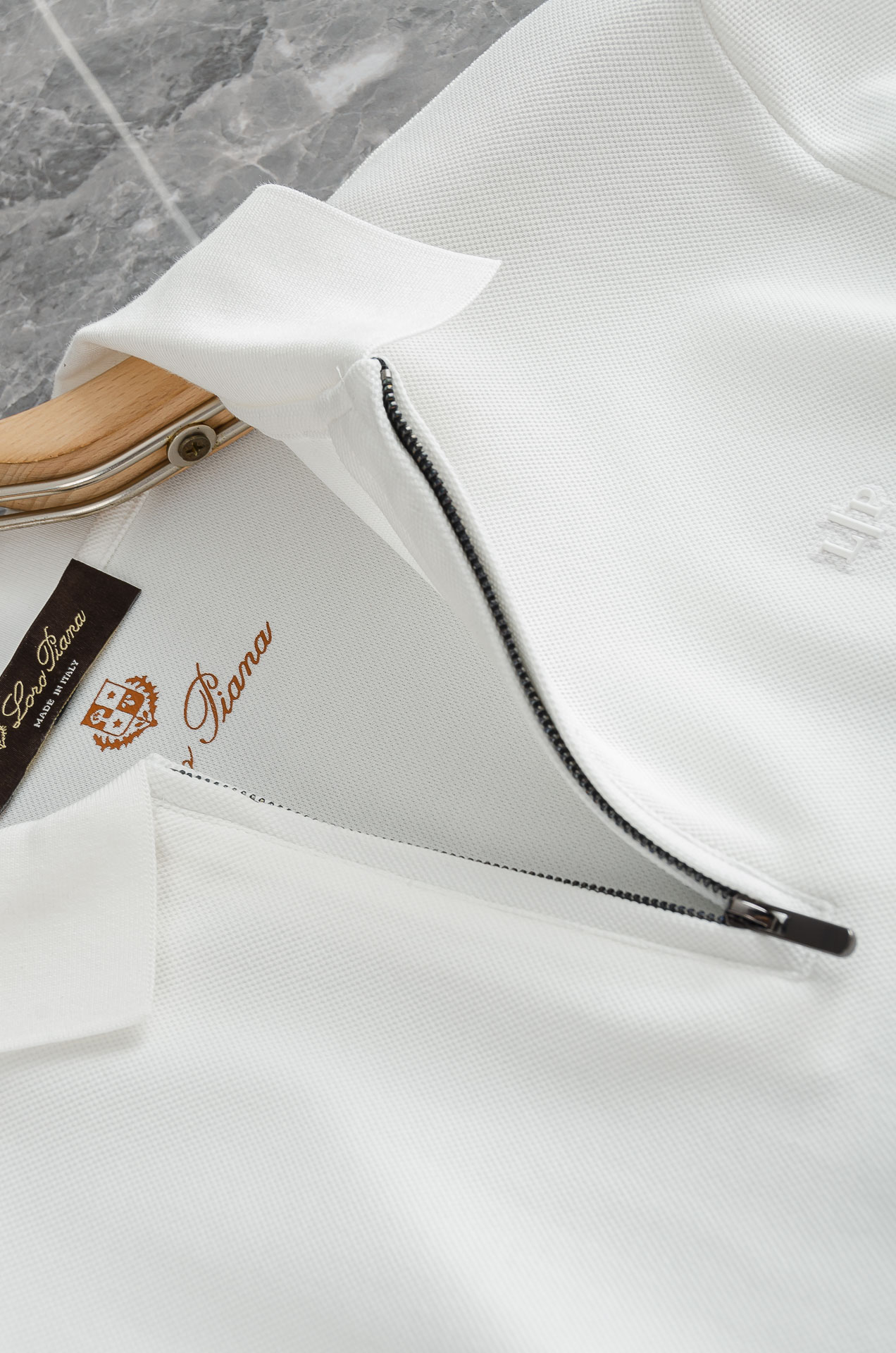 Loro Piana诺悠翩雅 2026FW新品 轻奢男士翻领长袖T恤衫#精选客供进口长绒棉采用高密度工艺