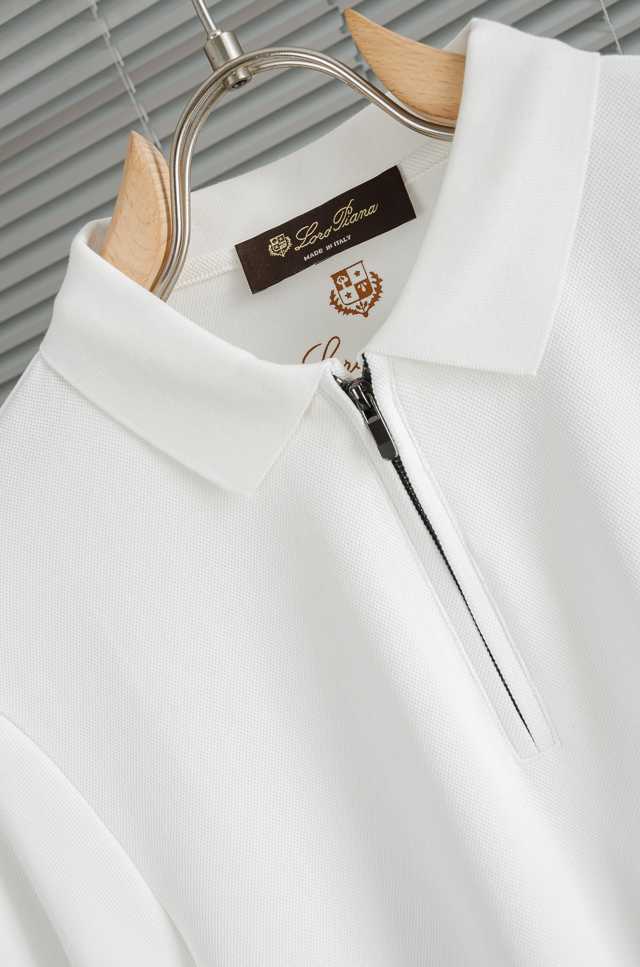 Loro Piana诺悠翩雅 2026FW新品 轻奢男士翻领长袖T恤衫#精选客供进口长绒棉采用高密度工艺