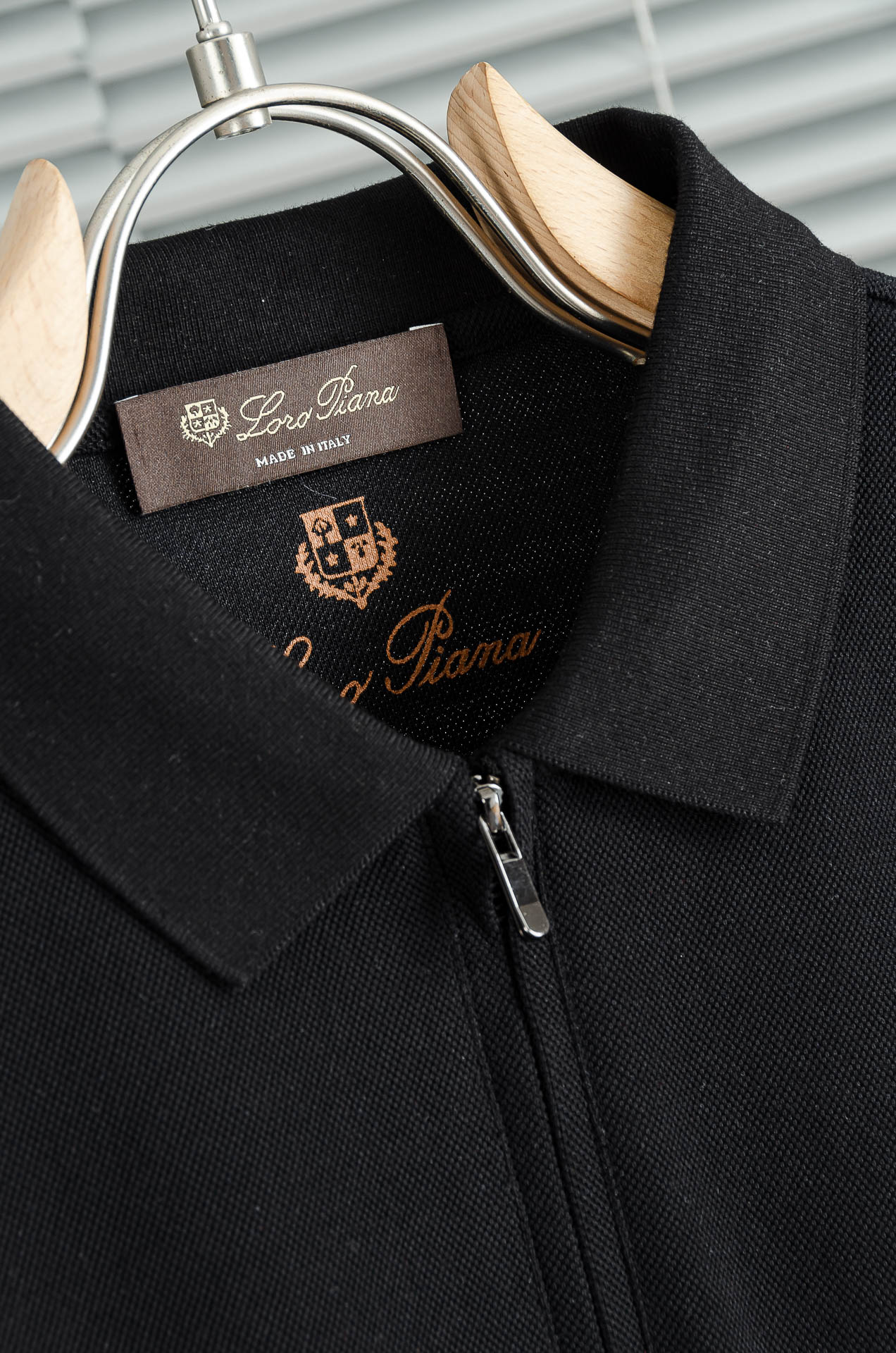 Loro Piana诺悠翩雅 2026FW新品 轻奢男士翻领长袖T恤衫#精选客供进口长绒棉采用高密度工艺