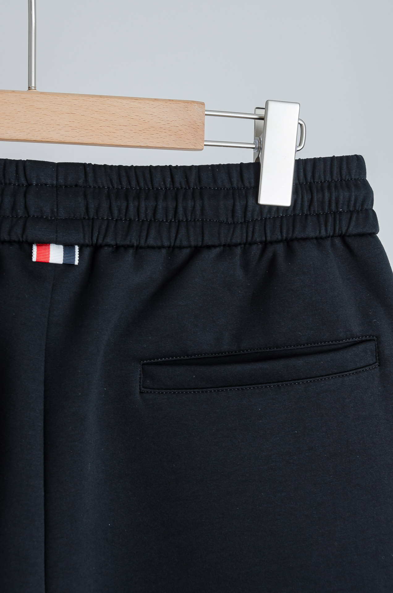 ☀️☀️MONC*LER蒙/口26FW精梳棉混纺挺括有型自带筋骨感抗皱性极强四面弹力包容性好弹力松紧腰搭