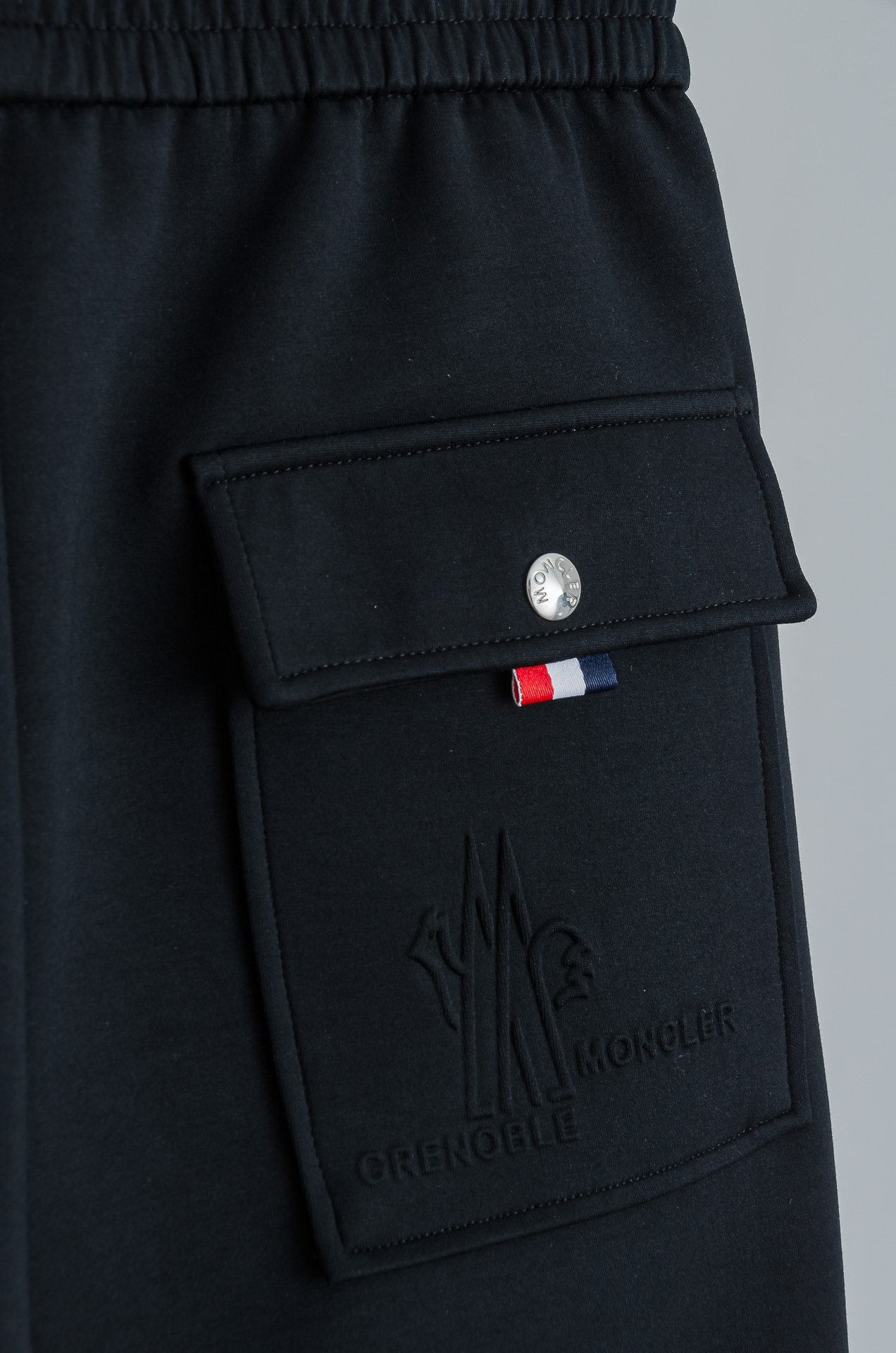 ☀️☀️MONC*LER蒙/口26FW精梳棉混纺挺括有型自带筋骨感抗皱性极强四面弹力包容性好弹力松紧腰搭