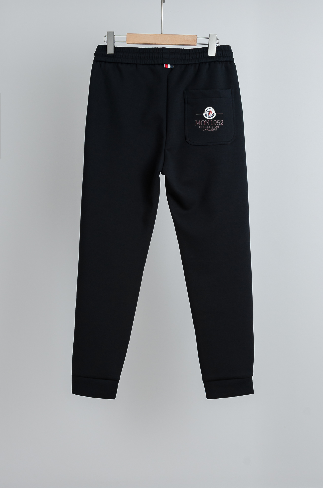 ☀️☀️MONC*LER蒙/口26FW精梳棉混纺挺括有型自带筋骨感抗皱性极强四面弹力包容性好弹力松紧腰搭