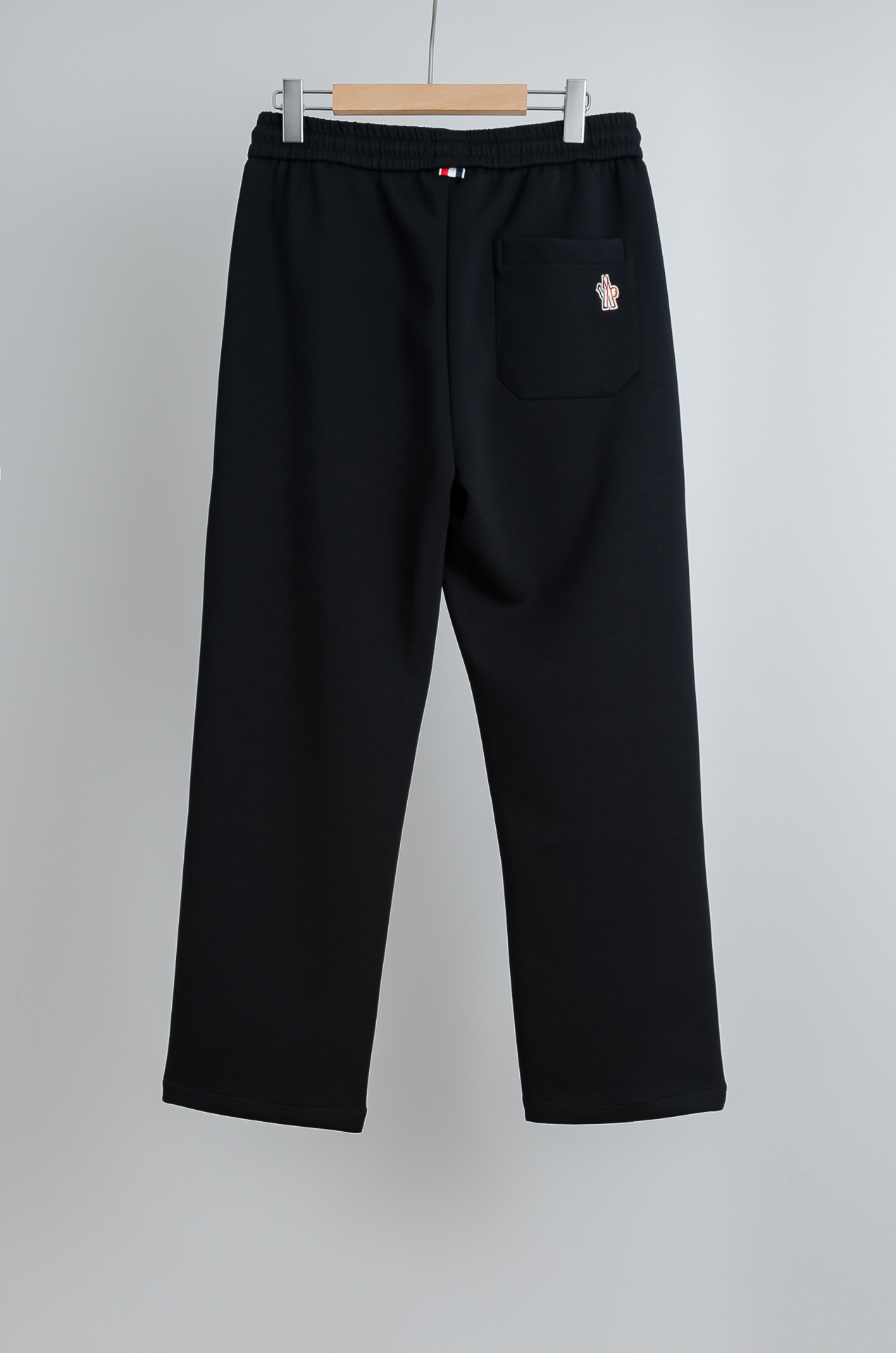 ☀️☀️MONC*LER蒙/口26FW精梳棉混纺挺括有型自带筋骨感抗皱性极强四面弹力包容性好弹力松紧腰搭