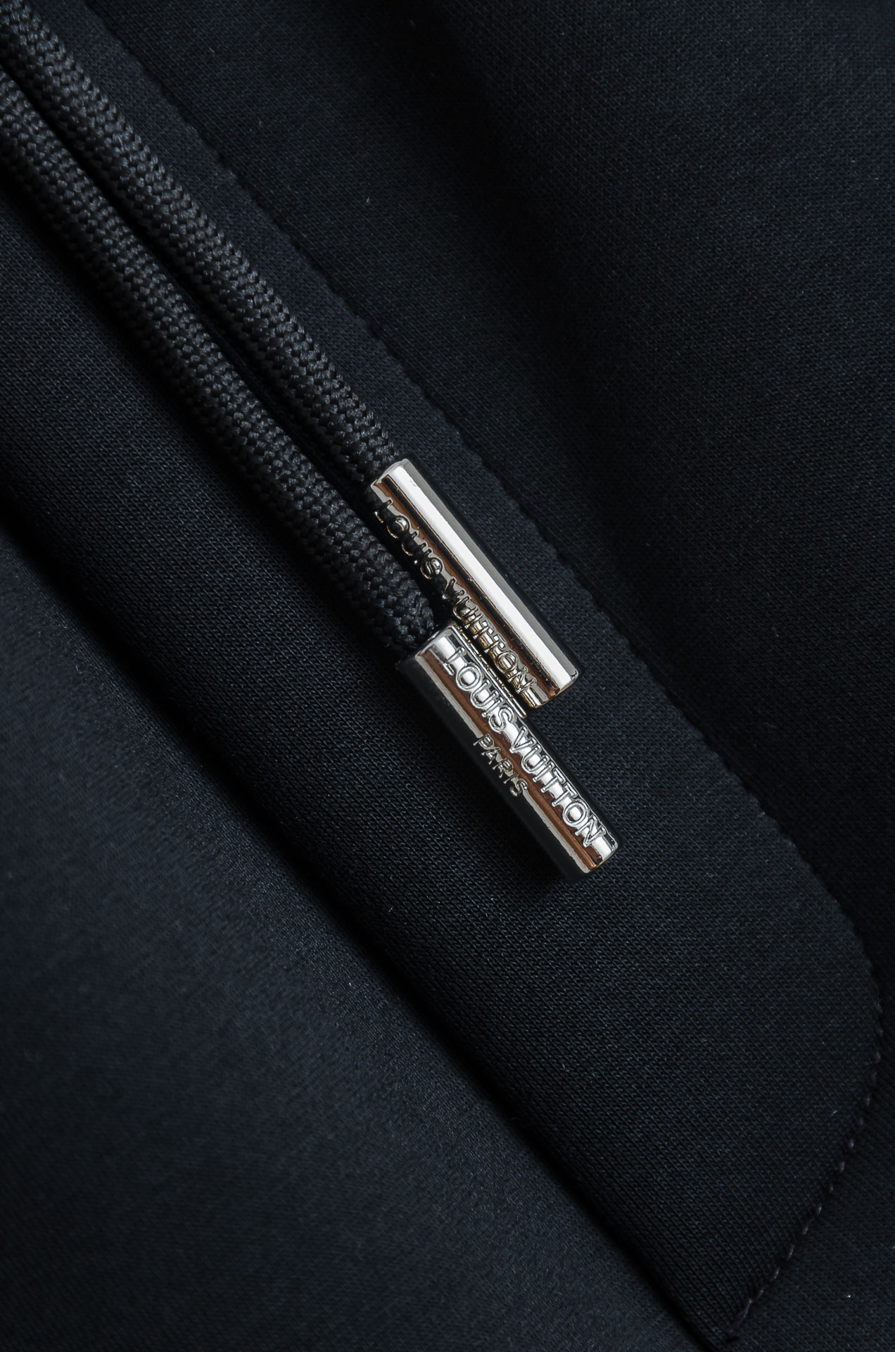 ☀️☀️L/V26FW精梳棉混纺挺括有型自带筋骨感抗皱性极强四面弹力包容性好弹力松紧腰搭配抽绳设计直筒立