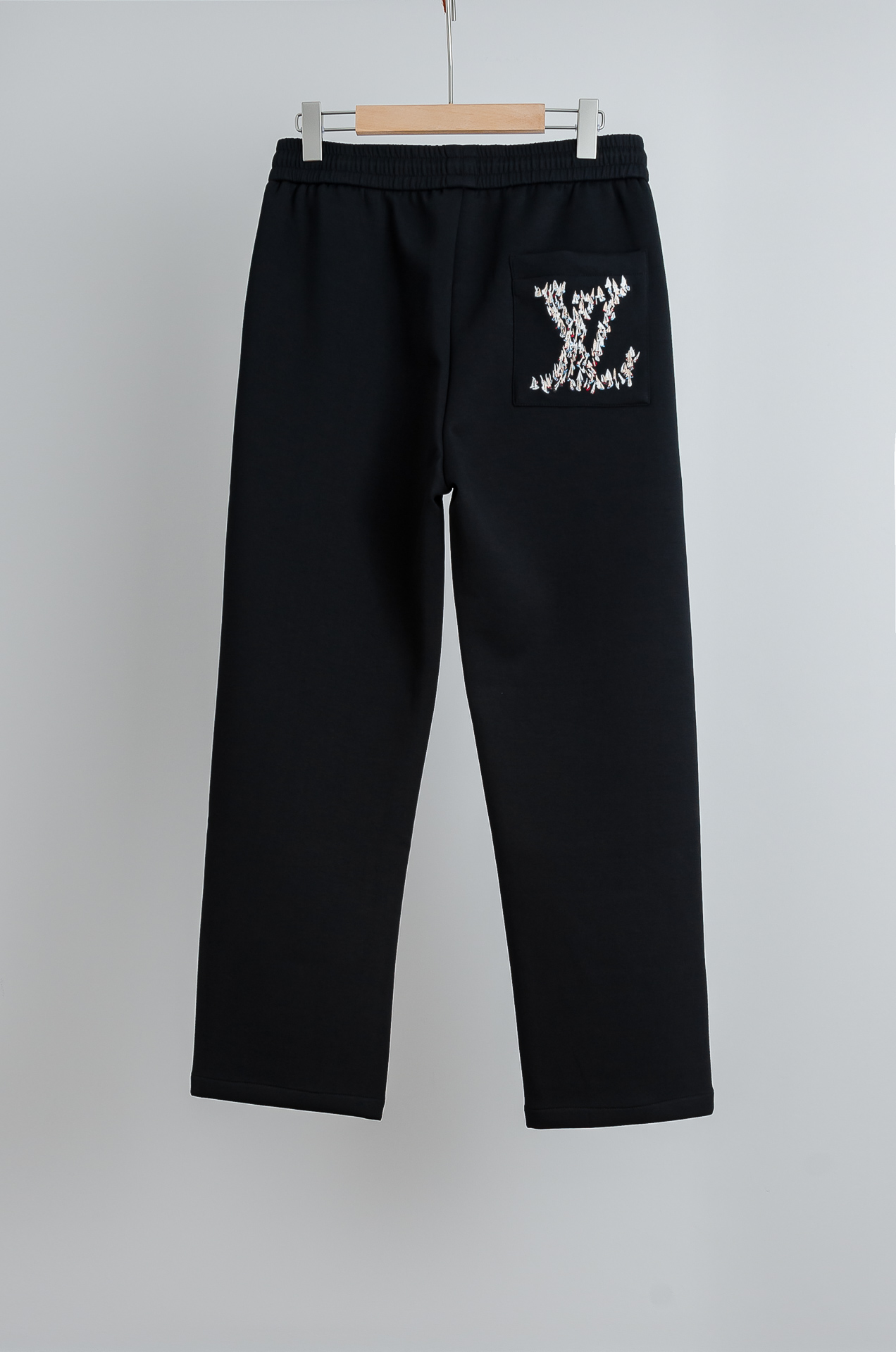 ☀️☀️L/V26FW精梳棉混纺挺括有型自带筋骨感抗皱性极强四面弹力包容性好弹力松紧腰搭配抽绳设计直筒立