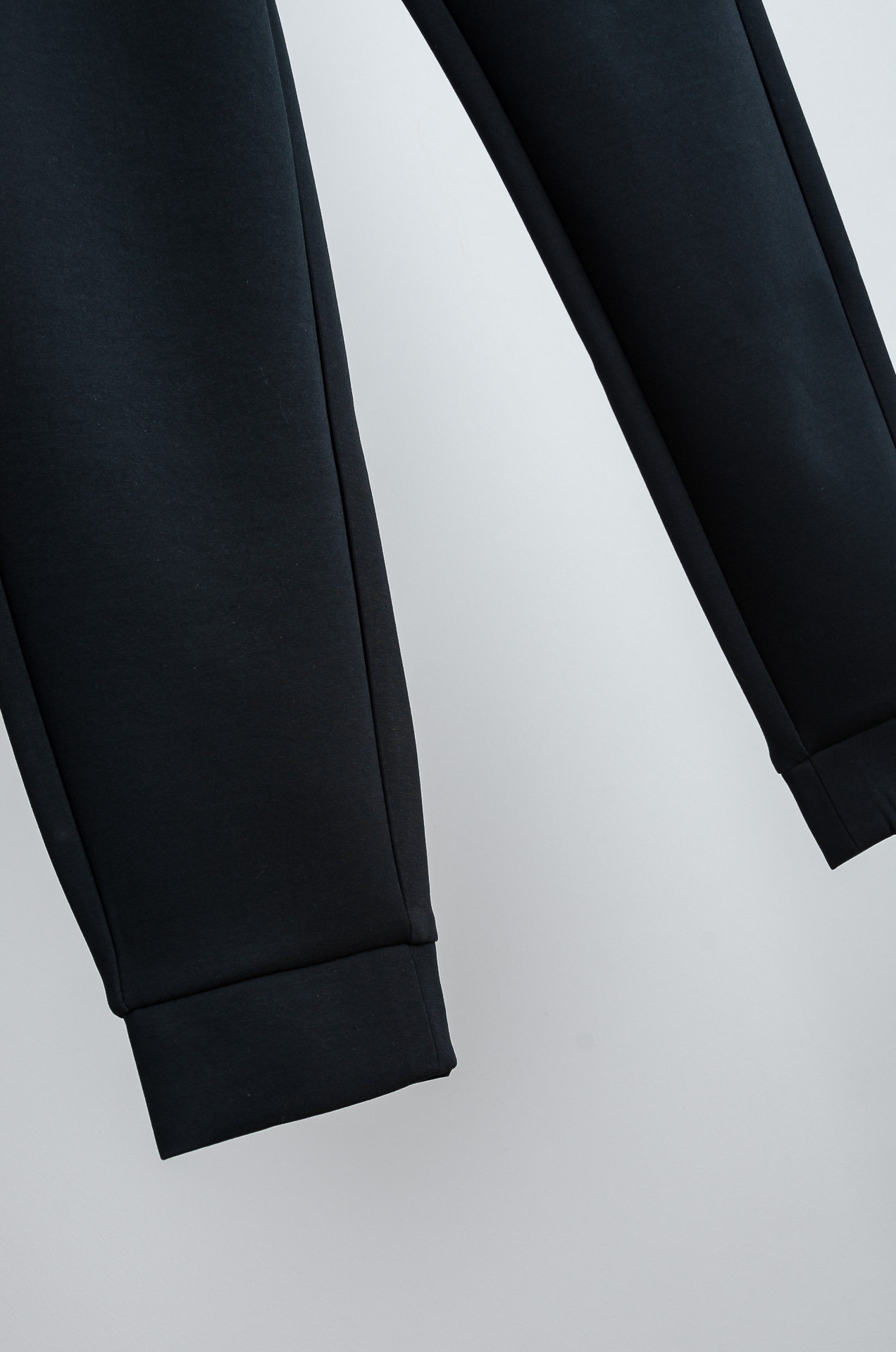 ☀️☀️MONC*LER蒙/口26FW精梳棉混纺挺括有型自带筋骨感抗皱性极强四面弹力包容性好弹力松紧腰搭