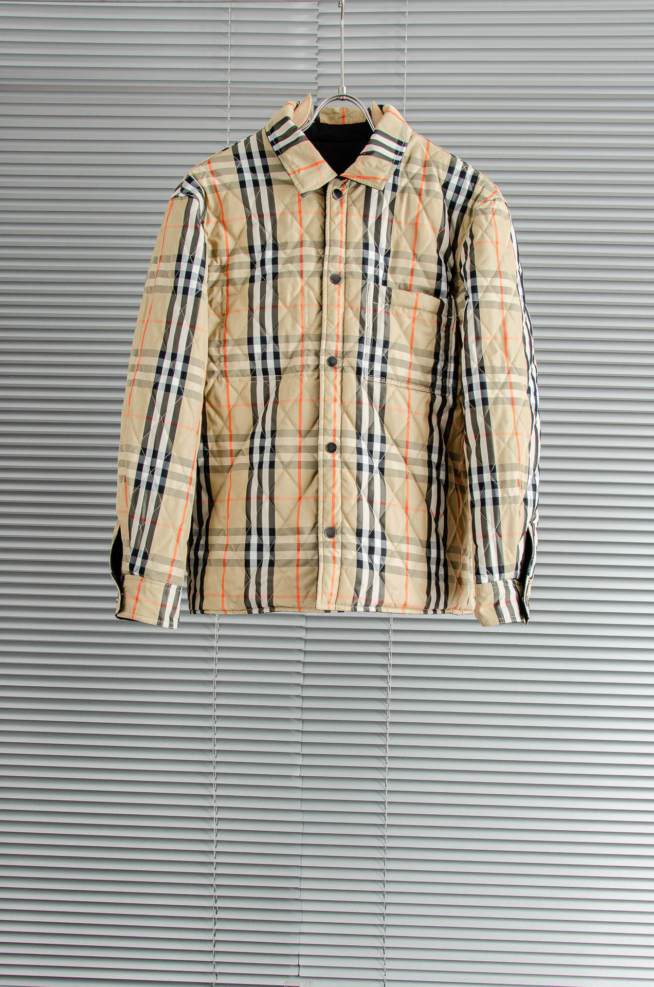 BBR 26FW秋冬新款经典英伦格+刺绣战马士徽标双面穿棉服外套#双面两穿款式，一面现代格纹，另一面为经