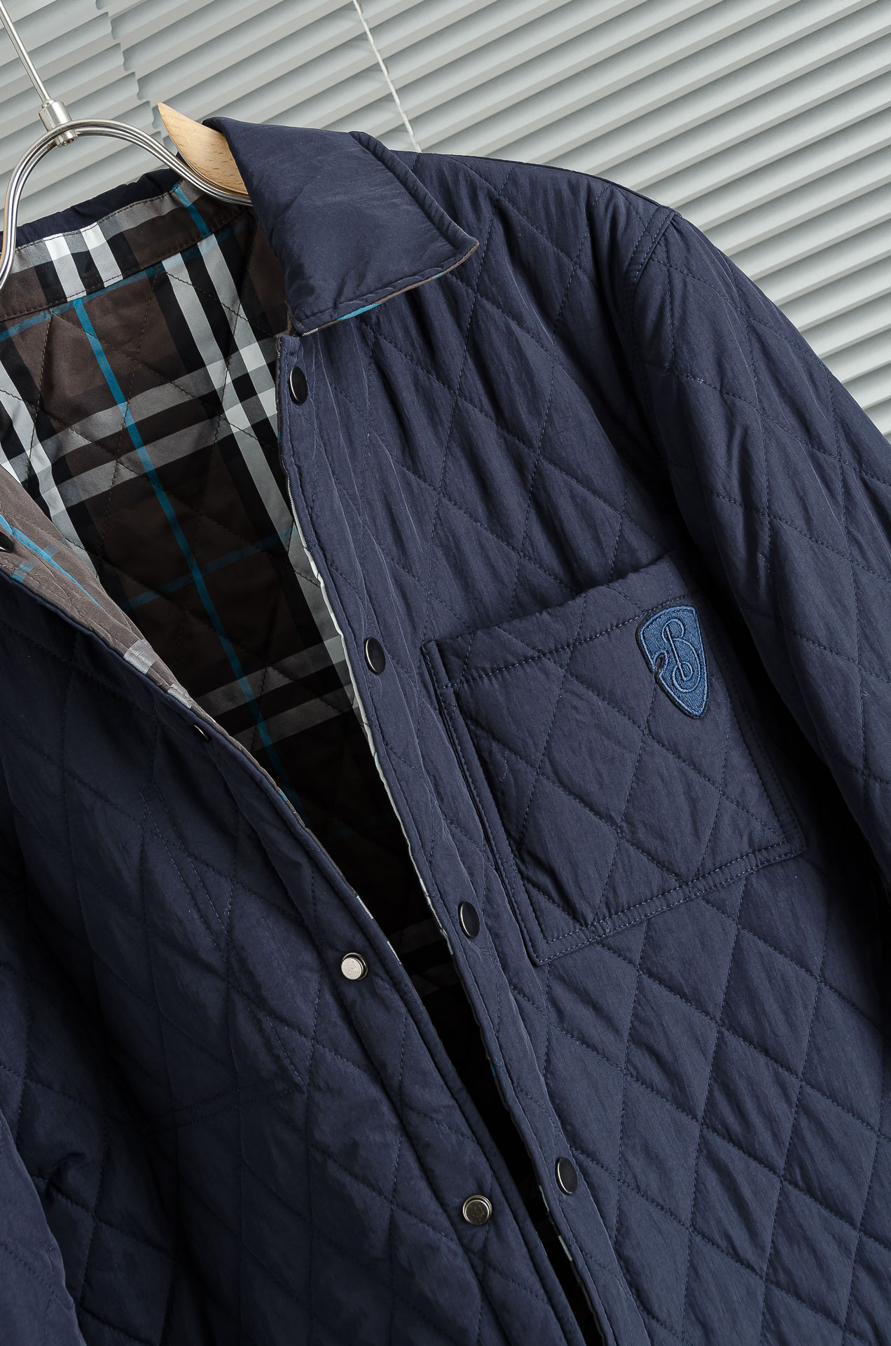 BBR 26FW秋冬新款经典英伦格+刺绣战马士徽标双面穿棉服外套#双面两穿款式，一面现代格纹，另一面为经