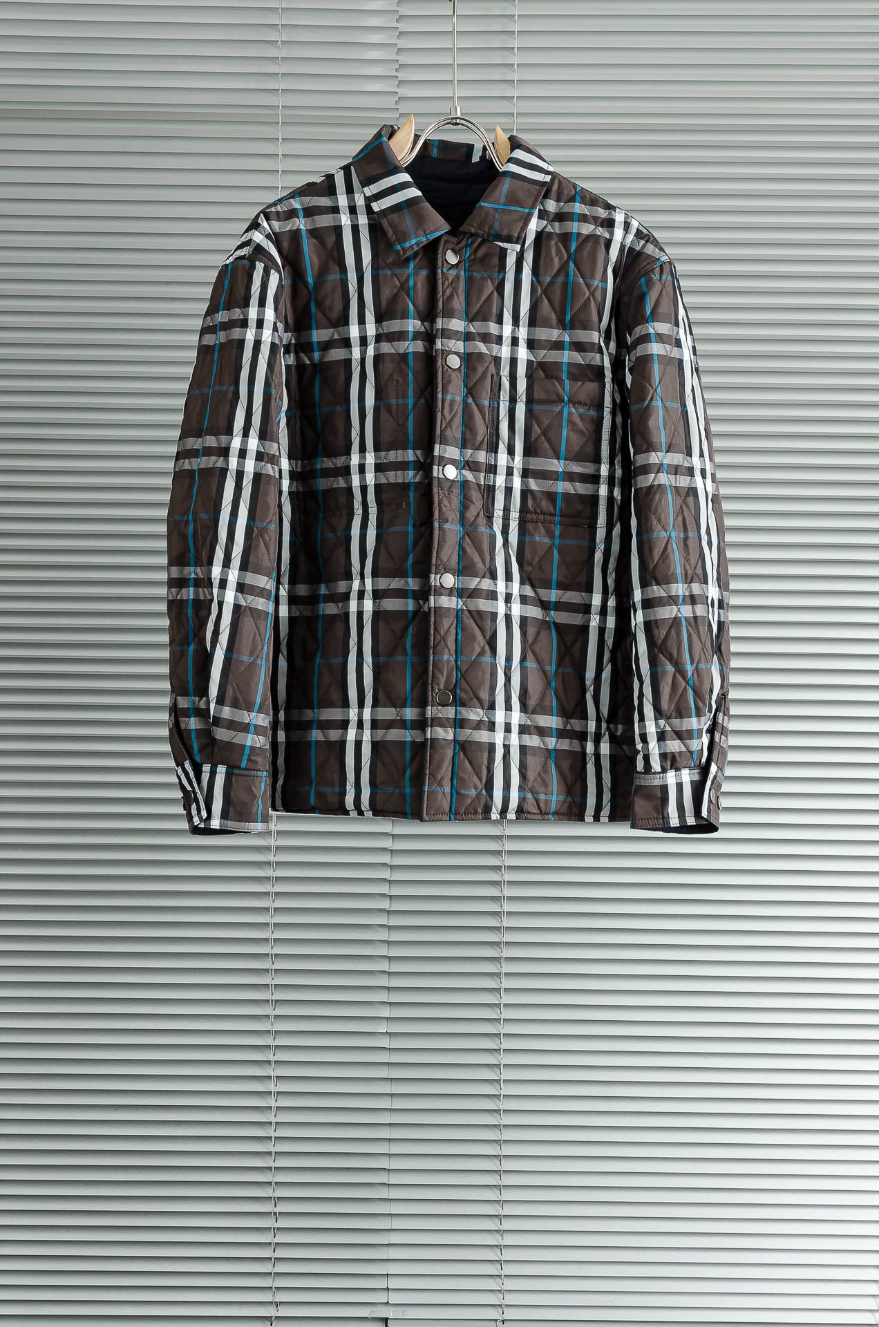 BBR 26FW秋冬新款经典英伦格+刺绣战马士徽标双面穿棉服外套#双面两穿款式，一面现代格纹，另一面为经