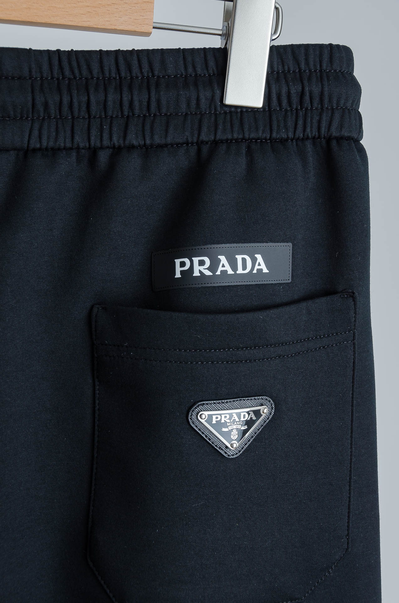 ☀️☀️PR*ADA普拉＊达26FW精梳棉混纺挺括有型自带筋骨感抗皱性极强四面弹力包容性好弹力松紧腰搭配