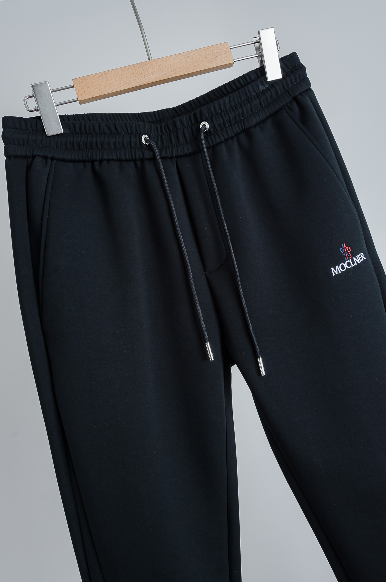 ☀️☀️MONC*LER蒙/口26FW精梳棉混纺挺括有型自带筋骨感抗皱性极强四面弹力包容性好弹力松紧腰搭