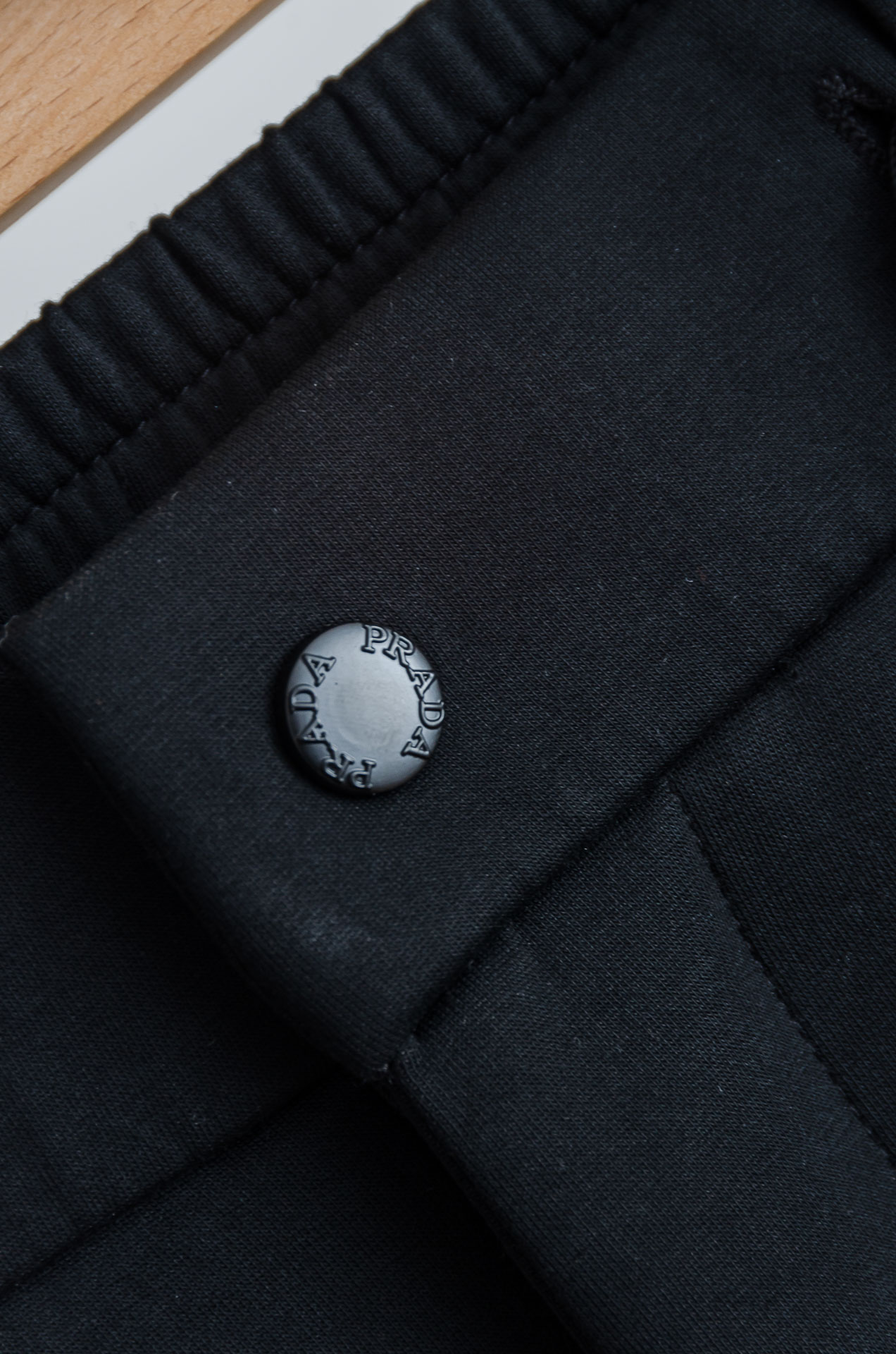 ☀️☀️PR*ADA普拉＊达26FW精梳棉混纺挺括有型自带筋骨感抗皱性极强四面弹力包容性好弹力松紧腰搭配