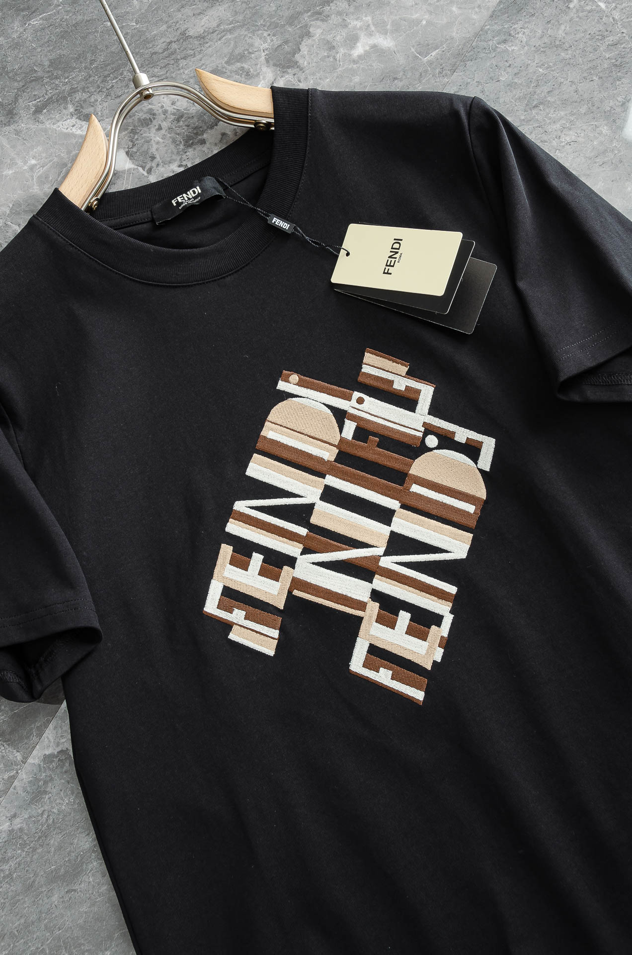 FENDI芬迪2026SS最新客供进口长绒棉男士圆领短袖T恤衫#定织定染100%长绒棉，最大程度的给你带