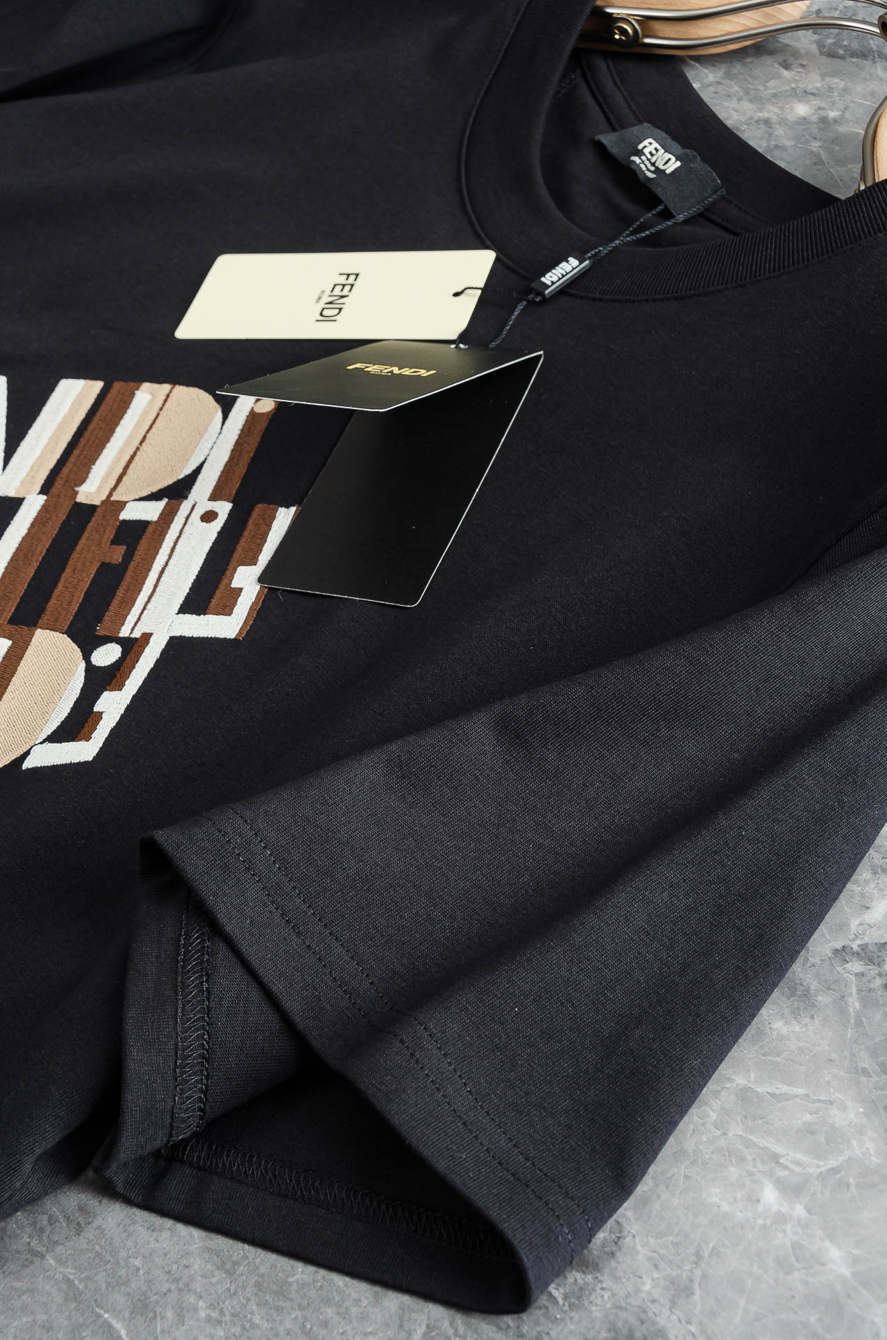 FENDI芬迪2026SS最新客供进口长绒棉男士圆领短袖T恤衫#定织定染100%长绒棉，最大程度的给你带
