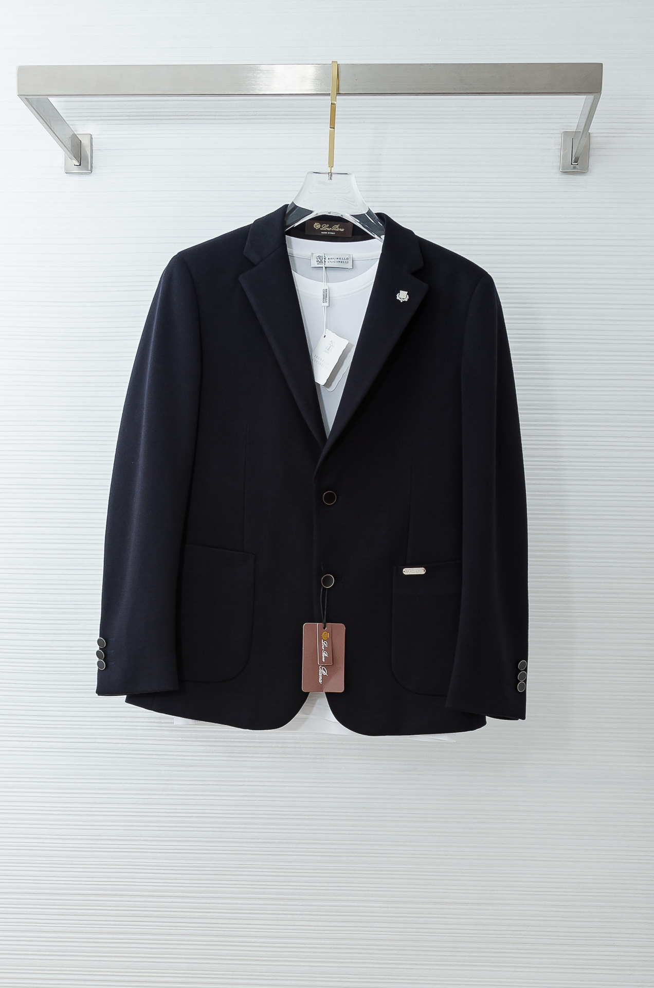 🌾Loro*Piana / lP🆕 1936FW最新羊毛混纺胸标点缀男士商务休闲西服#舒适有弹力，区别于