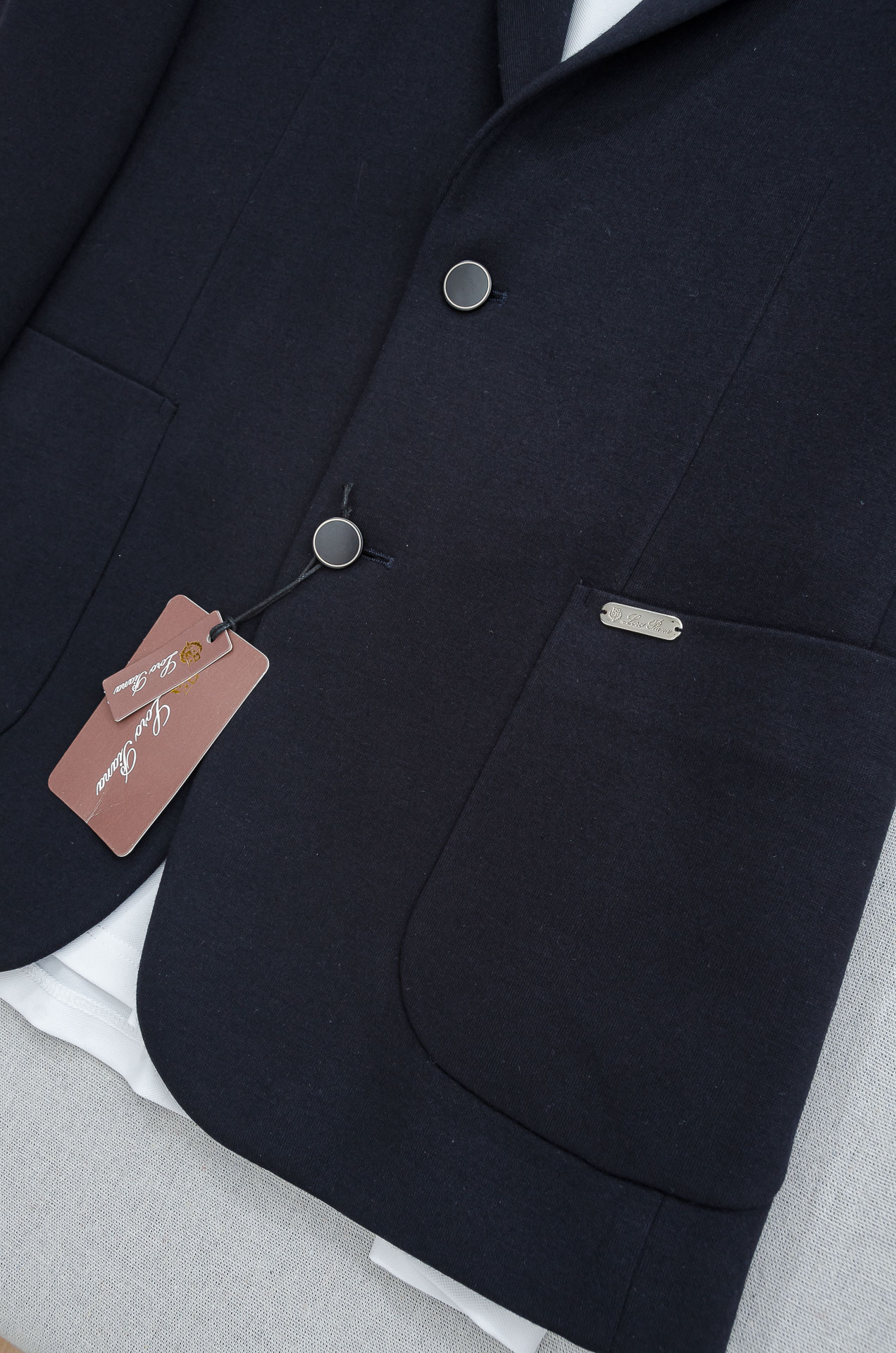 🌾Loro*Piana / lP🆕 1936FW最新羊毛混纺胸标点缀男士商务休闲西服#舒适有弹力，区别于