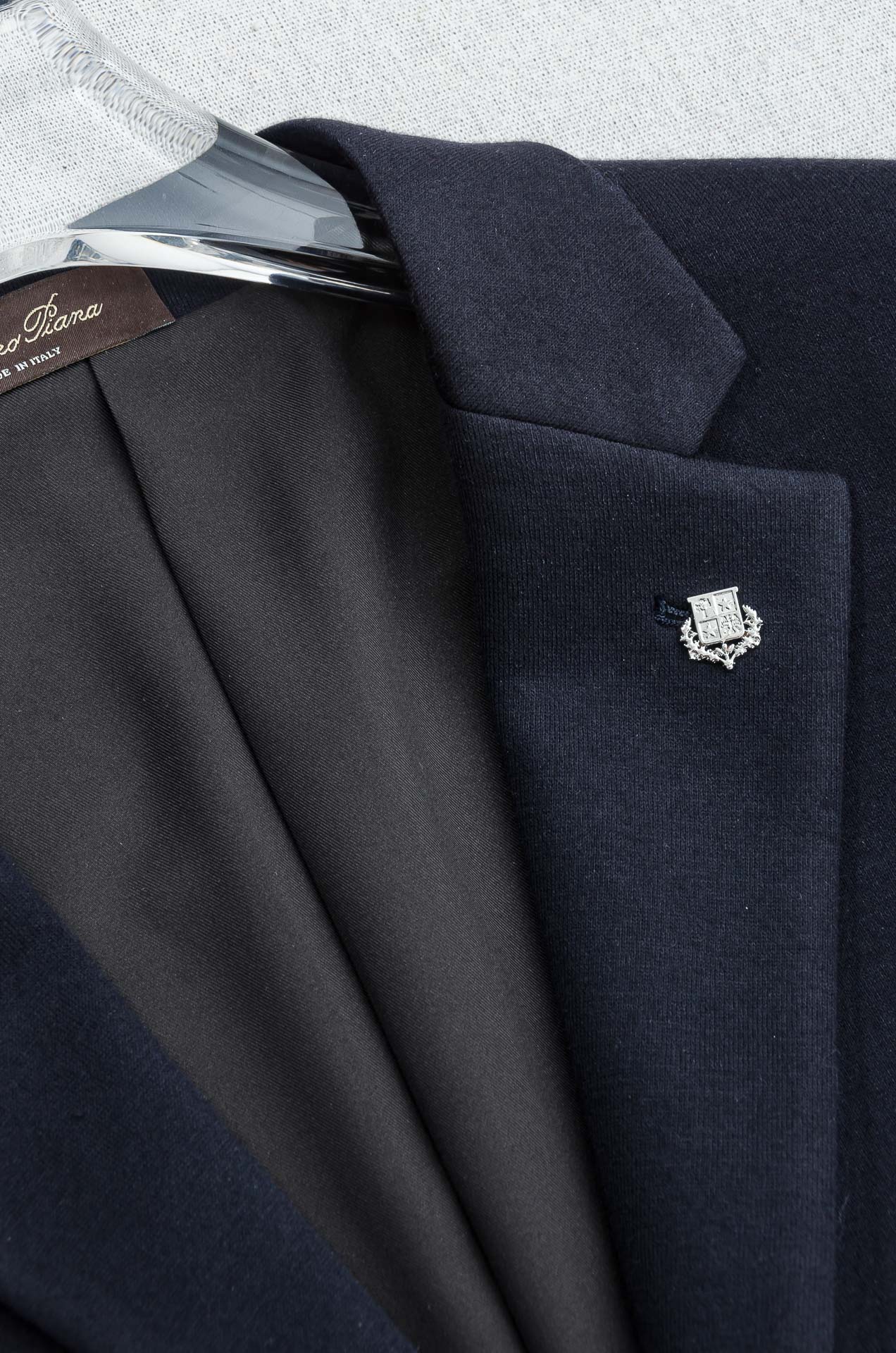 🌾Loro*Piana / lP🆕 1936FW最新羊毛混纺胸标点缀男士商务休闲西服#舒适有弹力，区别于