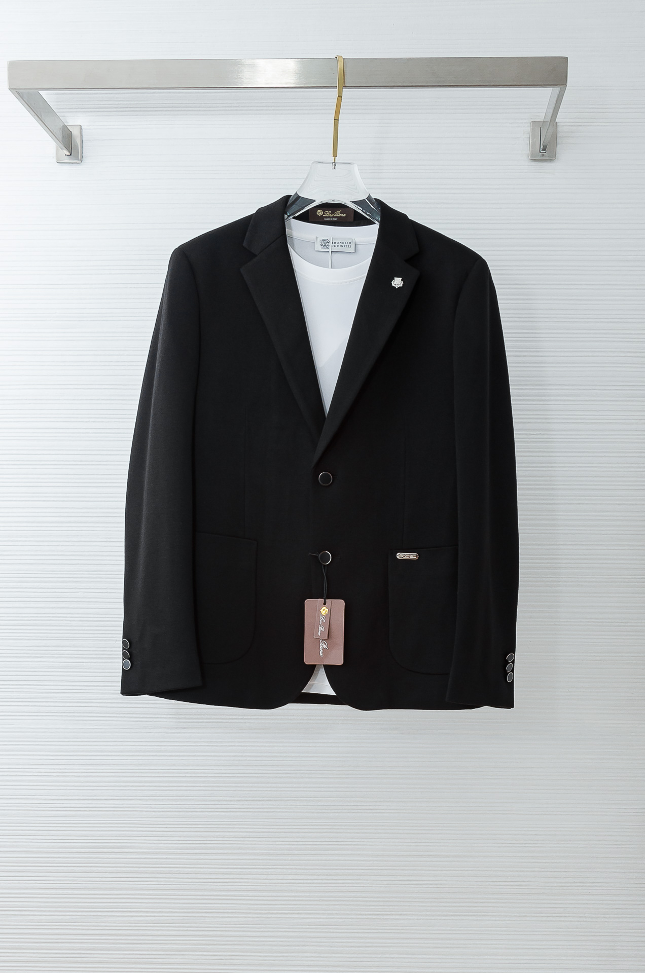 🌾Loro*Piana / lP🆕 1936FW最新羊毛混纺胸标点缀男士商务休闲西服#舒适有弹力，区别于