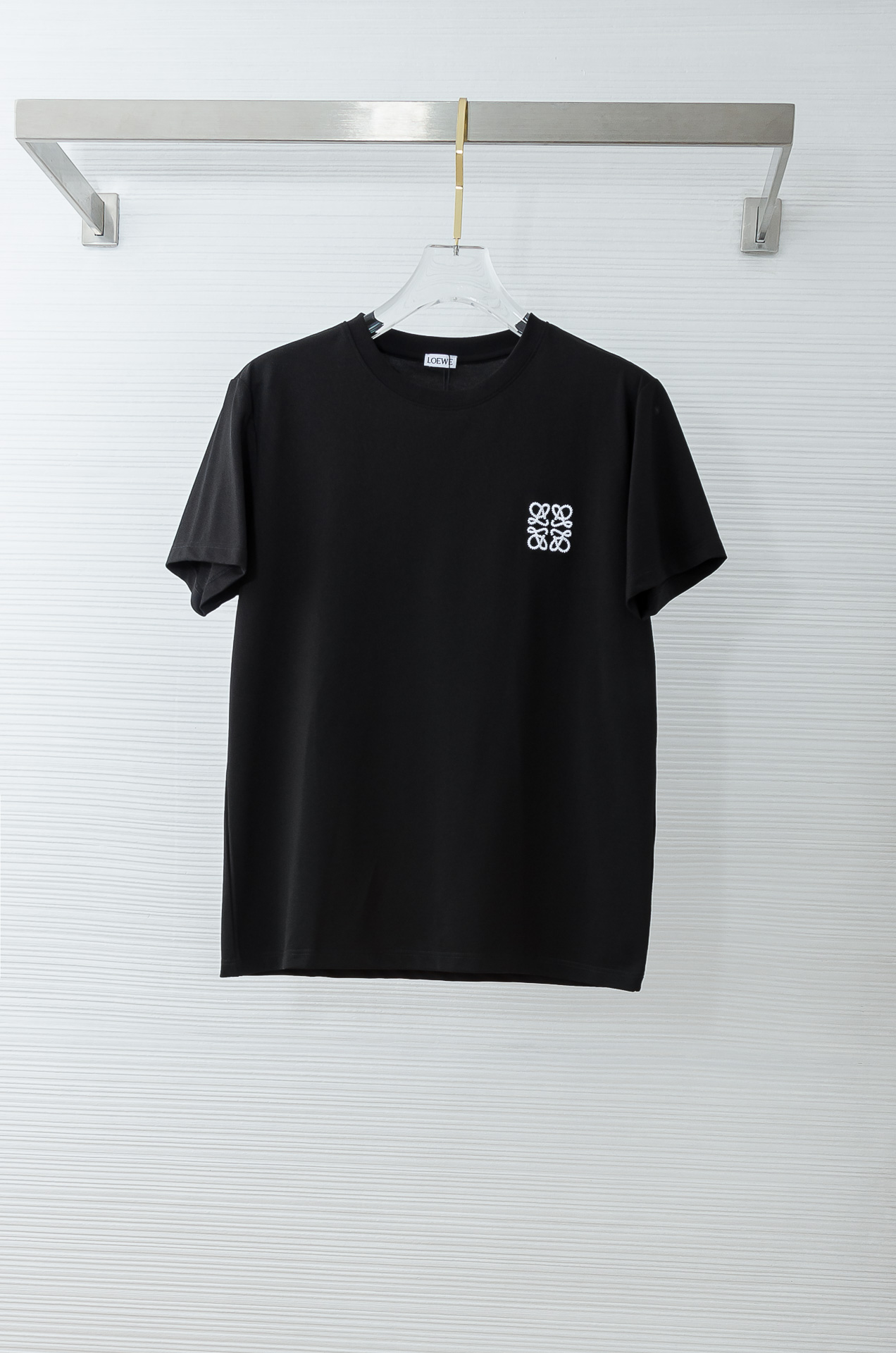 🌾 LOEWE罗意威 2026ss春夏新品 ，男士商务休闲纯色圆领短袖T桖衫#面料属性皆为上乘，网眼结构