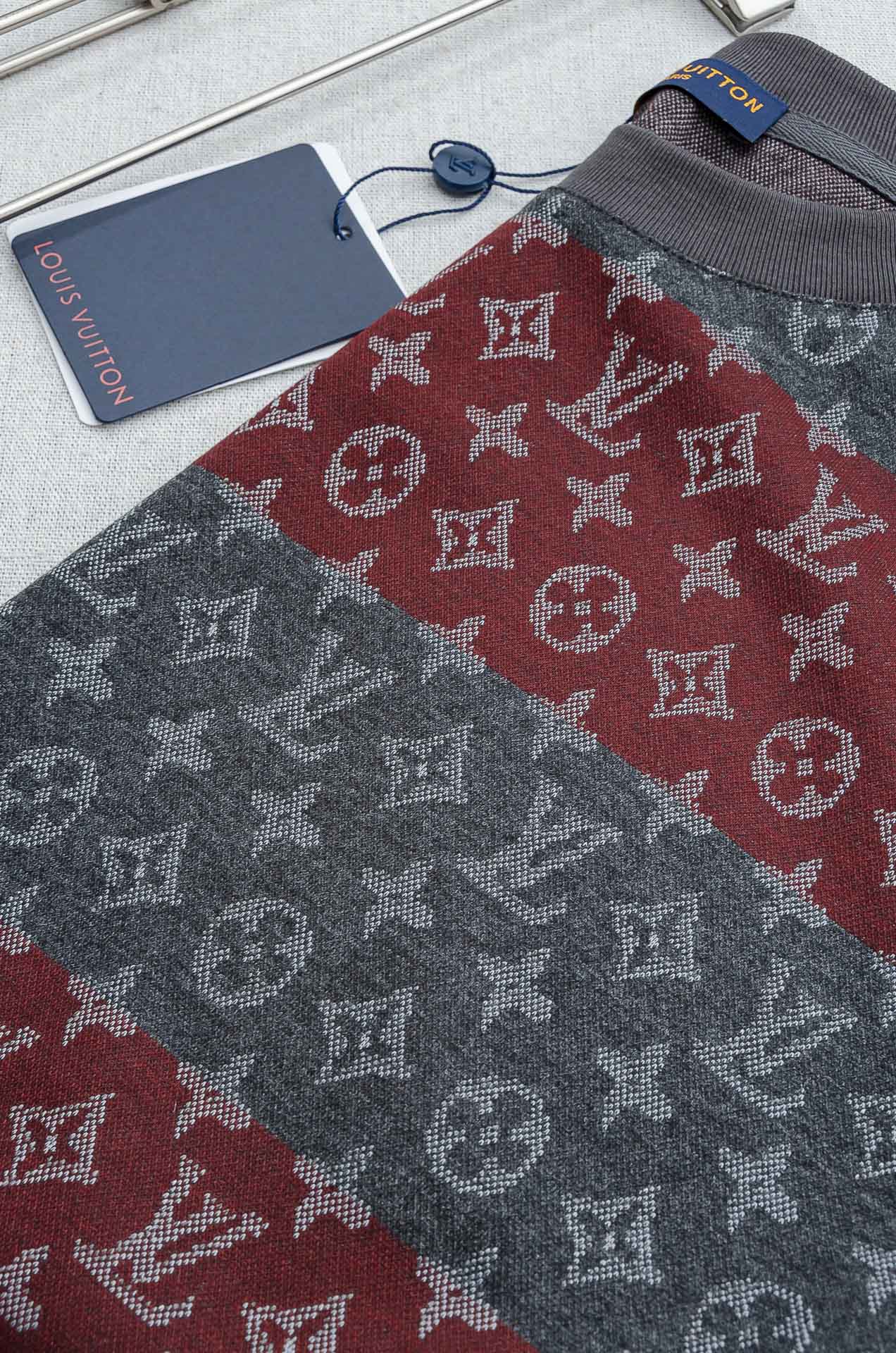 🌾 LOUIS VUITTON SS26 圆领短袖印花图案T恤 #本款短袖圆领衫以全幅 Monogram