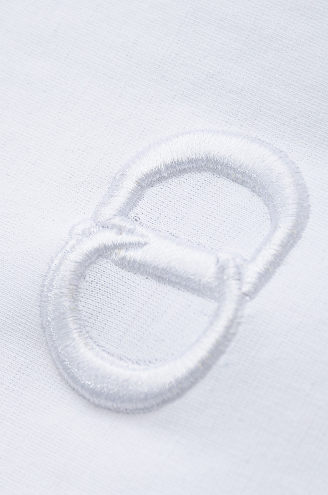 🌾 Dior迪奥 2026ss春夏新品 ，男士商务休闲纯色圆领短袖T桖衫#面料属性皆为上乘，网眼结构细腻