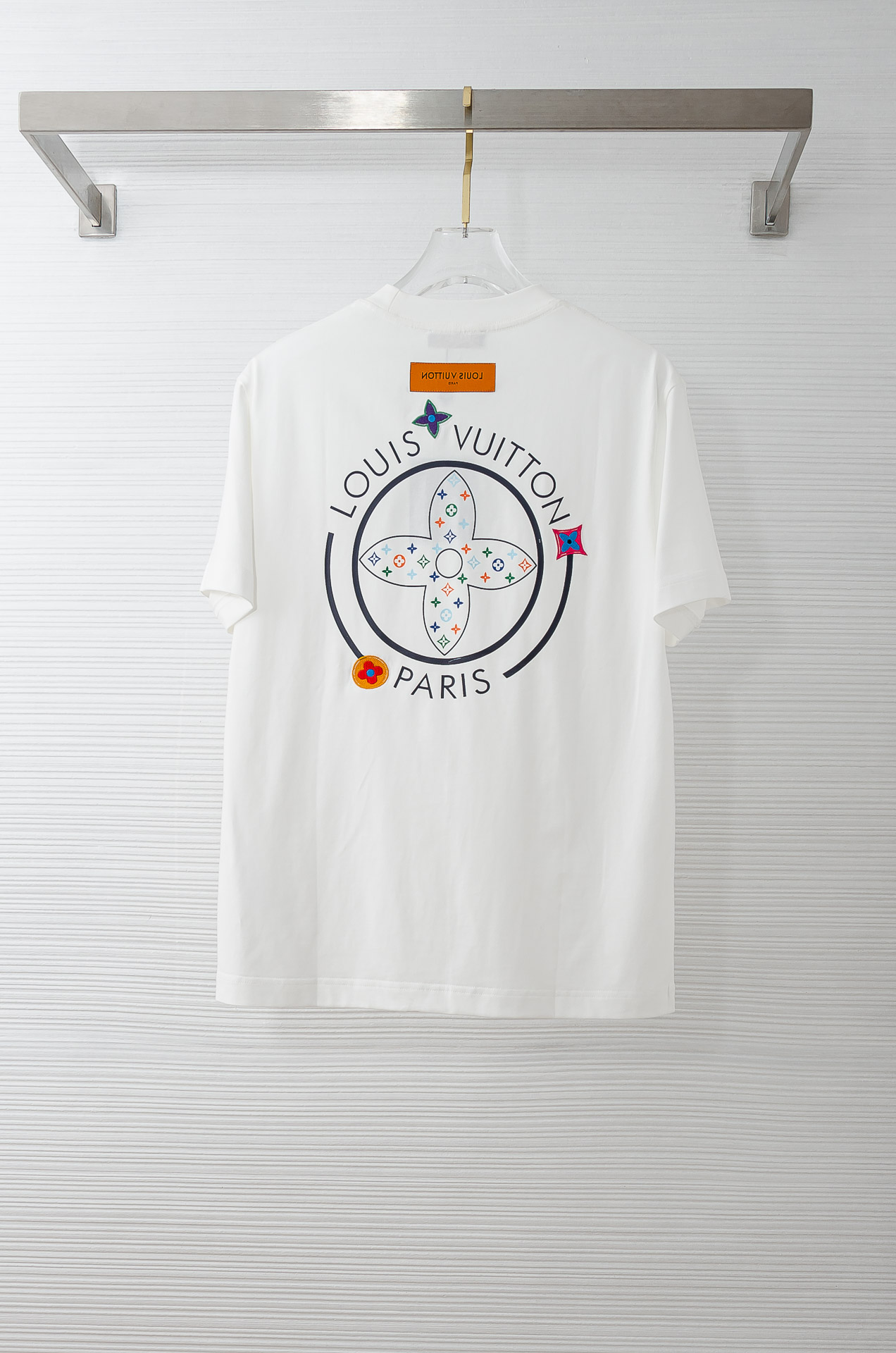 LV 2026SS时尚潮人必备男士休闲圆领短袖T恤衫#设计理念潮流前卫与尚可持续，选用客供进口100%棉