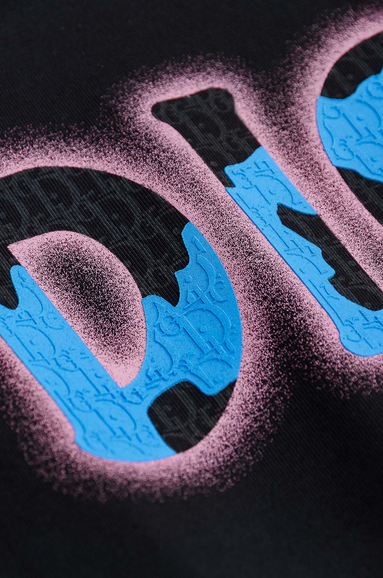 🌾 Dior迪奥2026SS时尚潮人必备男士休闲圆领短袖T恤衫#设计理念潮流前卫与尚可持续，前幅印花更加