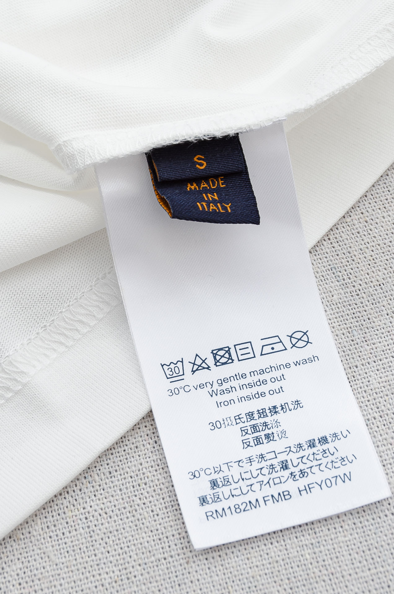 LV 2026SS时尚潮人必备男士休闲圆领短袖T恤衫#设计理念潮流前卫与尚可持续，选用客供进口100%棉