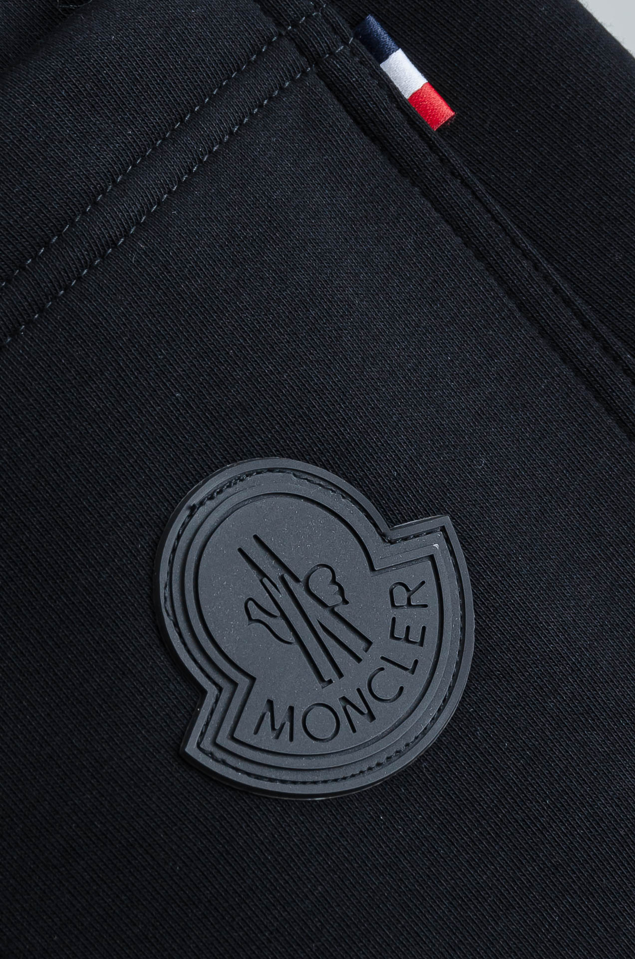 ☀️☀️MONC*LER 蒙口2026FW秋冬新款加绒休闲卫裤# 舒柔加绒加厚面料，一件都能抵御严寒雨雪