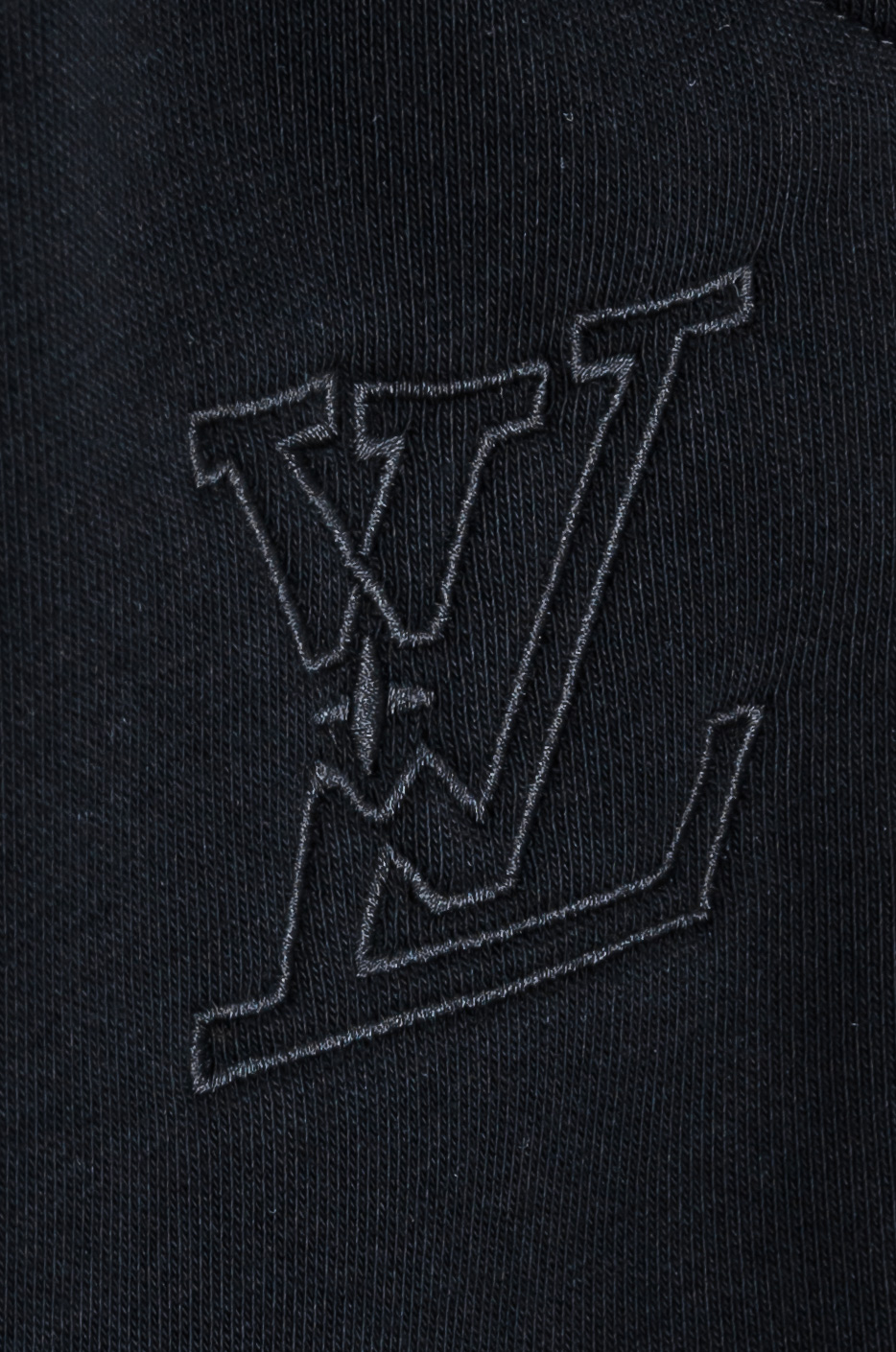 ☀️☀️LV 2026FW秋冬新款加绒休闲卫裤# 舒柔加绒加厚面料，一件都能抵御严寒雨雪的侵袭。秋冬时节