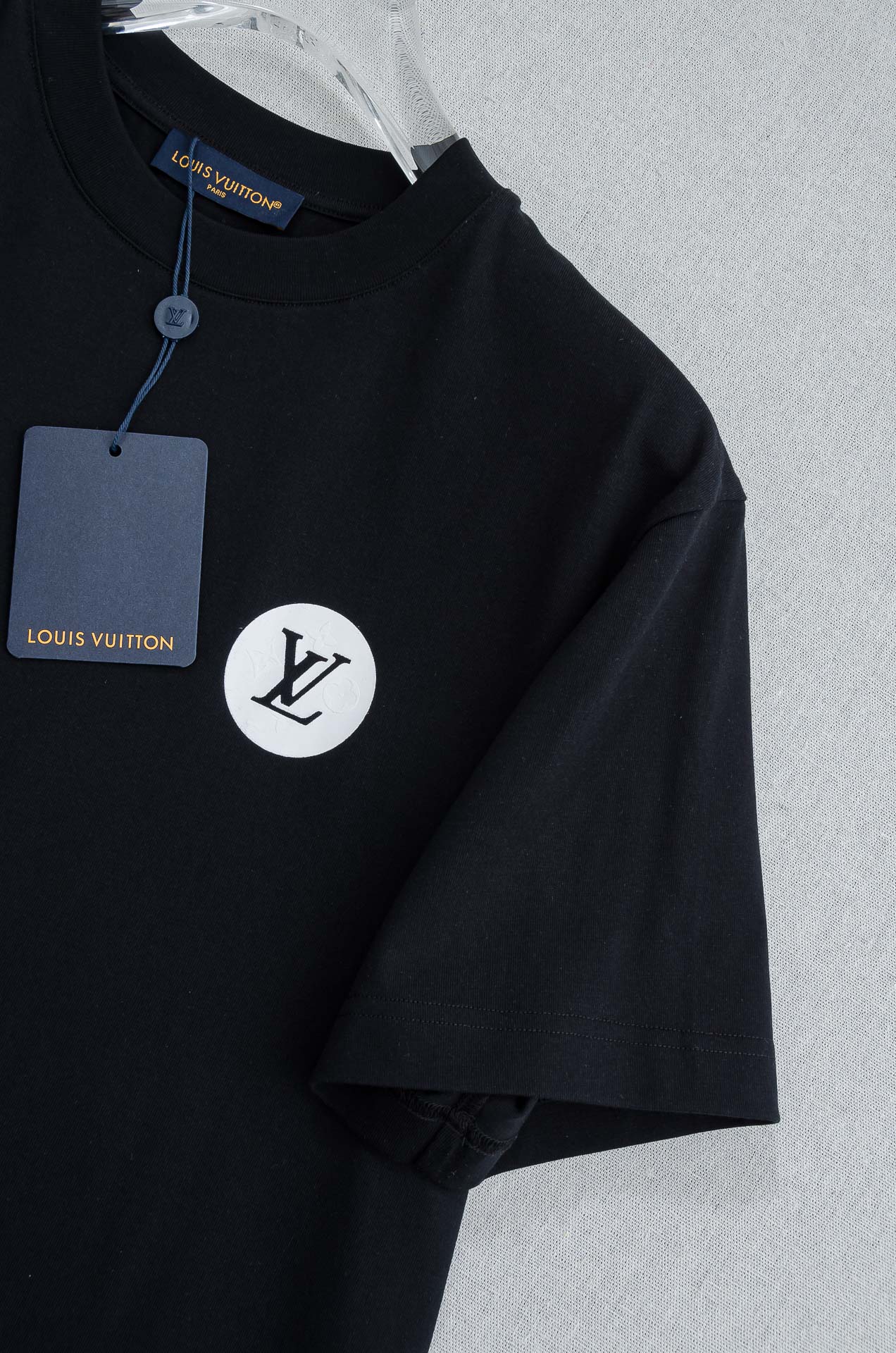 LV 2026SS时尚潮人必备男士休闲圆领短袖T恤衫#设计理念潮流前卫与尚可持续，选用客供进口100%棉