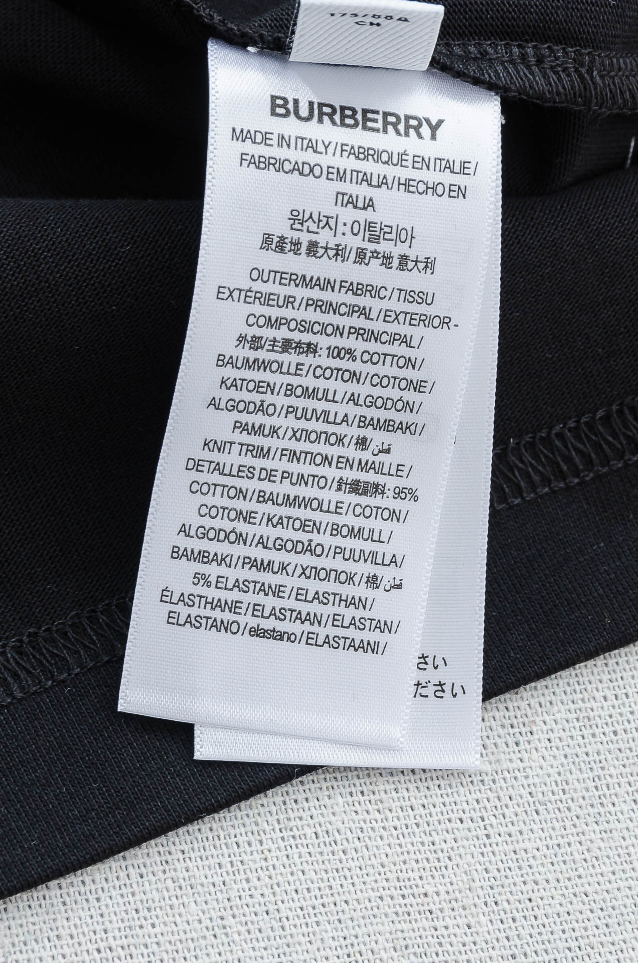 Burbe*rry巴宝*莉2026SS时尚潮人必备男士休闲圆领短袖T恤衫#设计理念潮流前卫与尚可持续，选