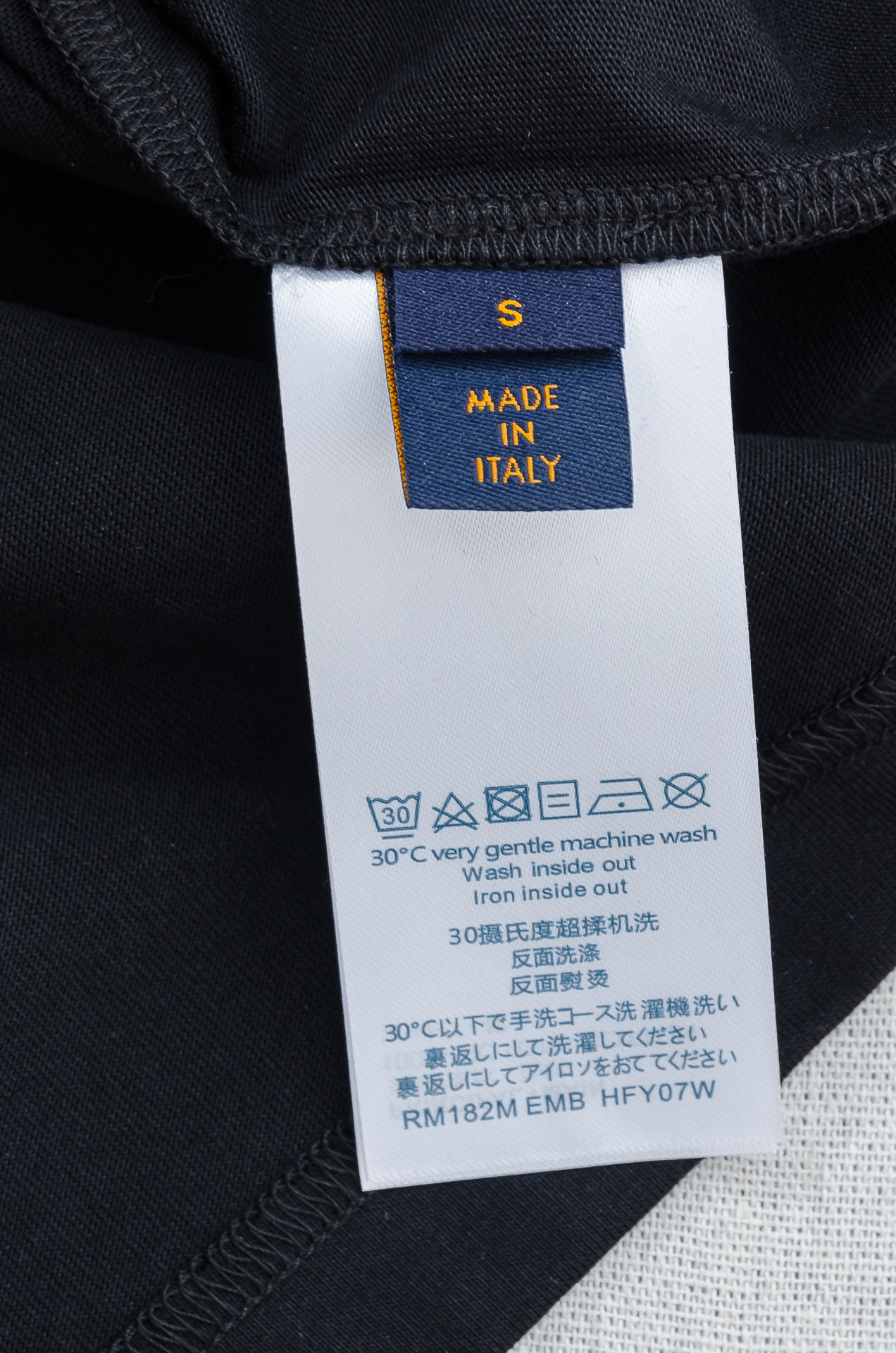 LV 2026SS时尚潮人必备男士休闲圆领短袖T恤衫#设计理念潮流前卫与尚可持续，选用客供进口100%棉