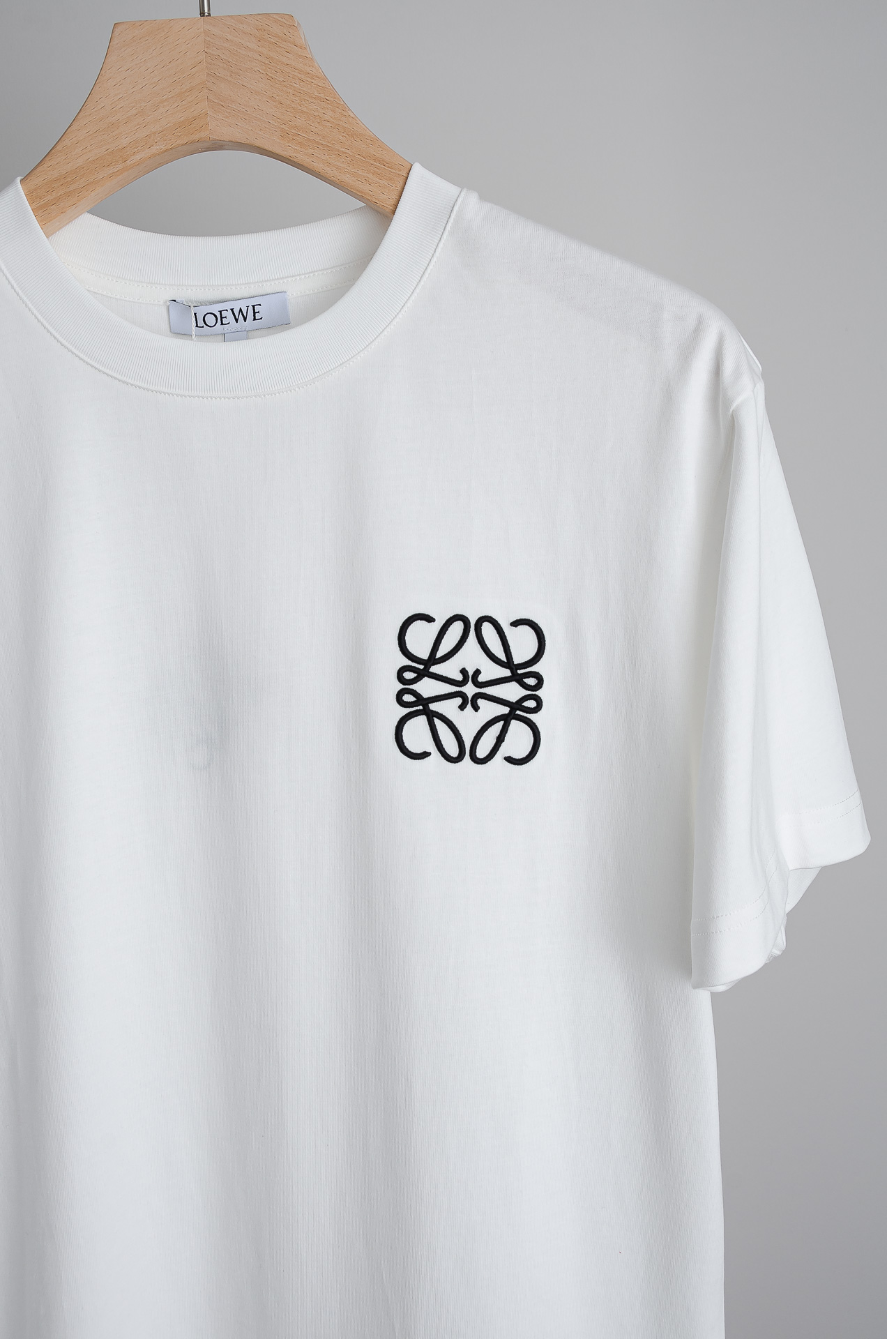 🧨 LOEWE 罗意威2026SS时尚潮人必备男士休闲圆领短袖T恤衫#选用客供进口100%棉成分精织混纺