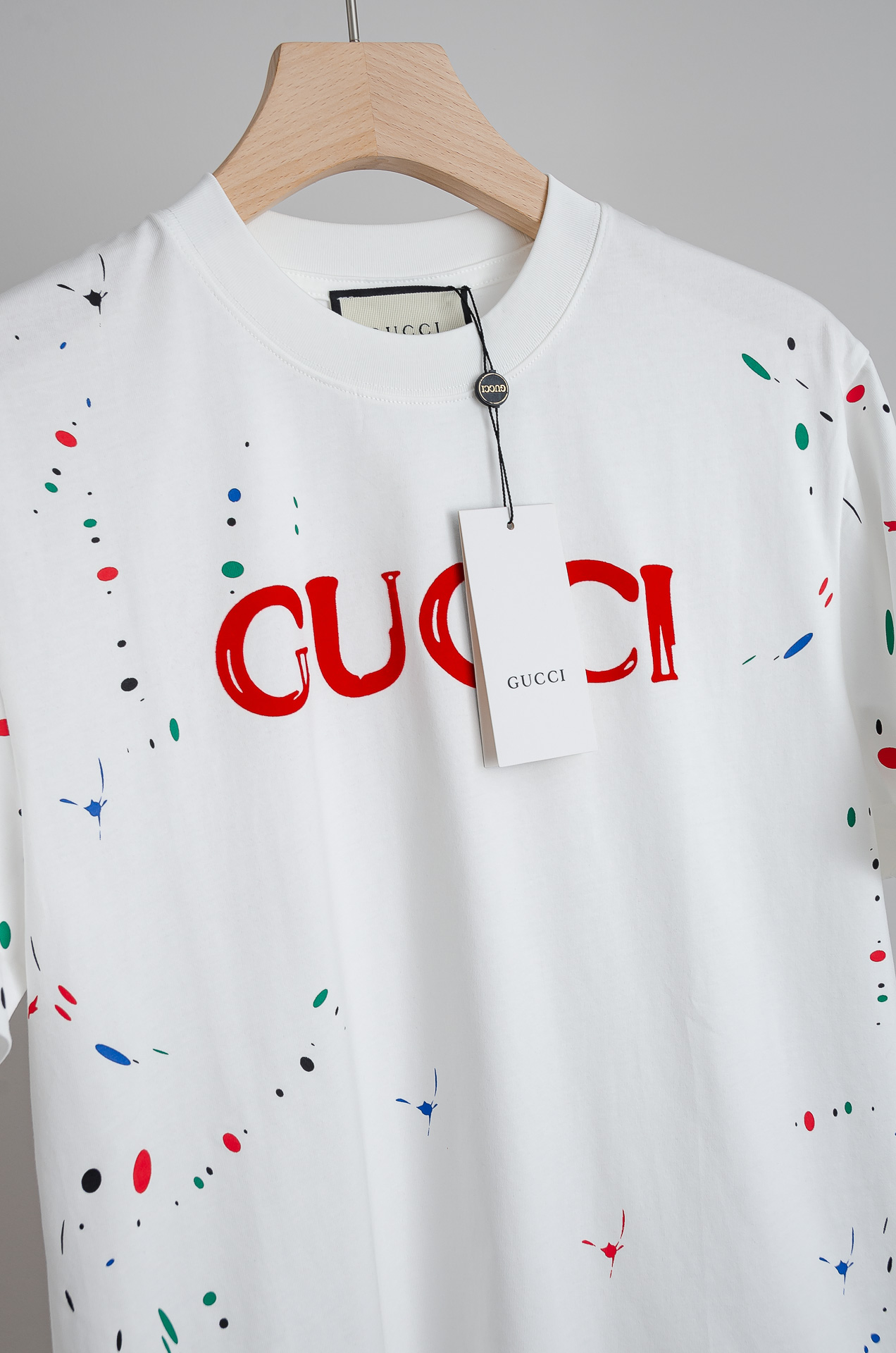 🧨 Gucci古驰2026SS时尚潮人必备男士休闲圆领短袖T恤衫#选用客供进口100%棉成分精织混纺而成