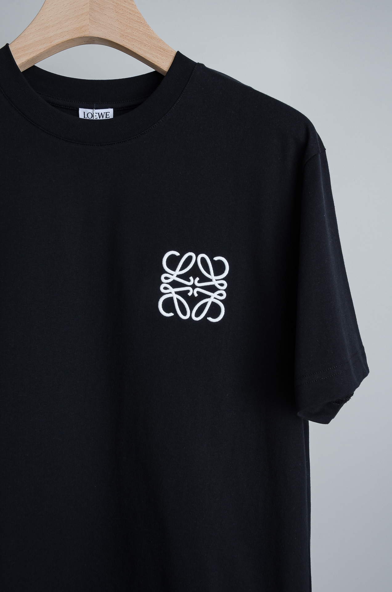 🧨 LOEWE 罗意威2026SS时尚潮人必备男士休闲圆领短袖T恤衫#选用客供进口100%棉成分精织混纺