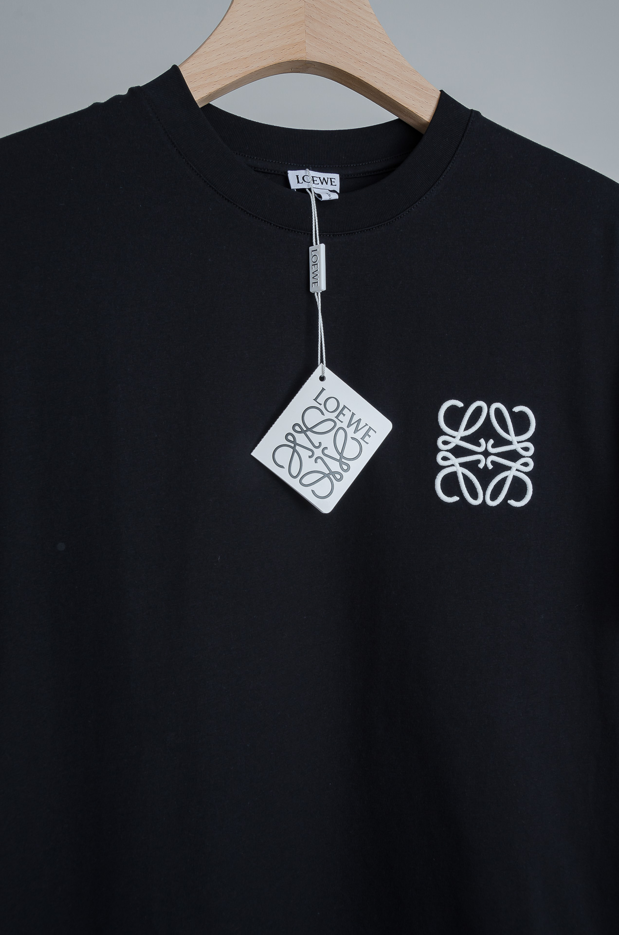🧨 LOEWE 罗意威2026SS时尚潮人必备男士休闲圆领短袖T恤衫#选用客供进口100%棉成分精织混纺