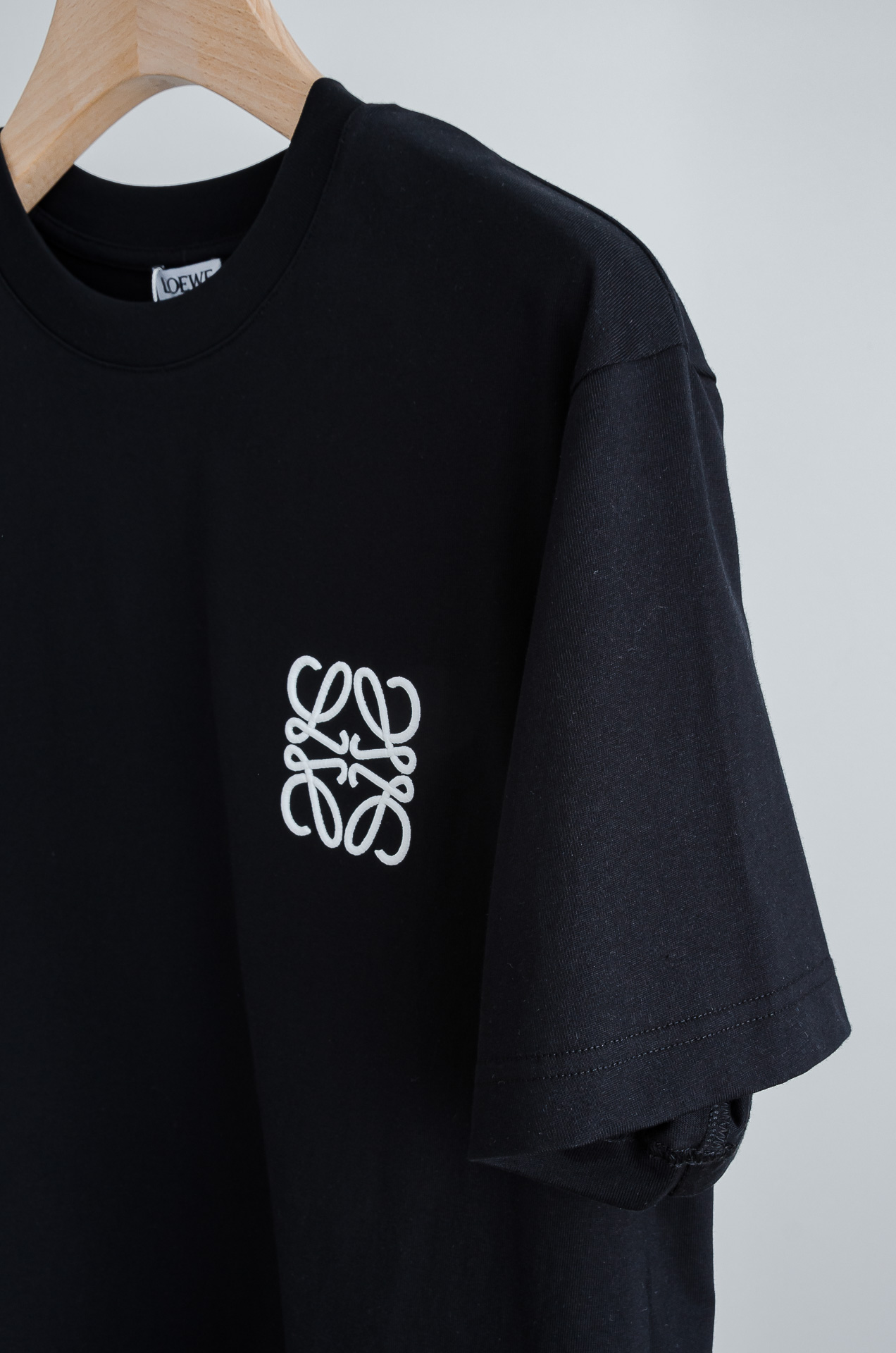 🧨 LOEWE 罗意威2026SS时尚潮人必备男士休闲圆领短袖T恤衫#选用客供进口100%棉成分精织混纺