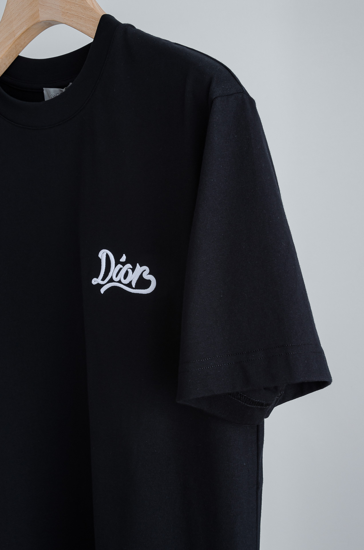 🧨 ☀️☀️Dior迪奥2026SS时尚潮人必备男士休闲圆领短袖T恤衫#设计理念潮流前卫与尚可持续，选用