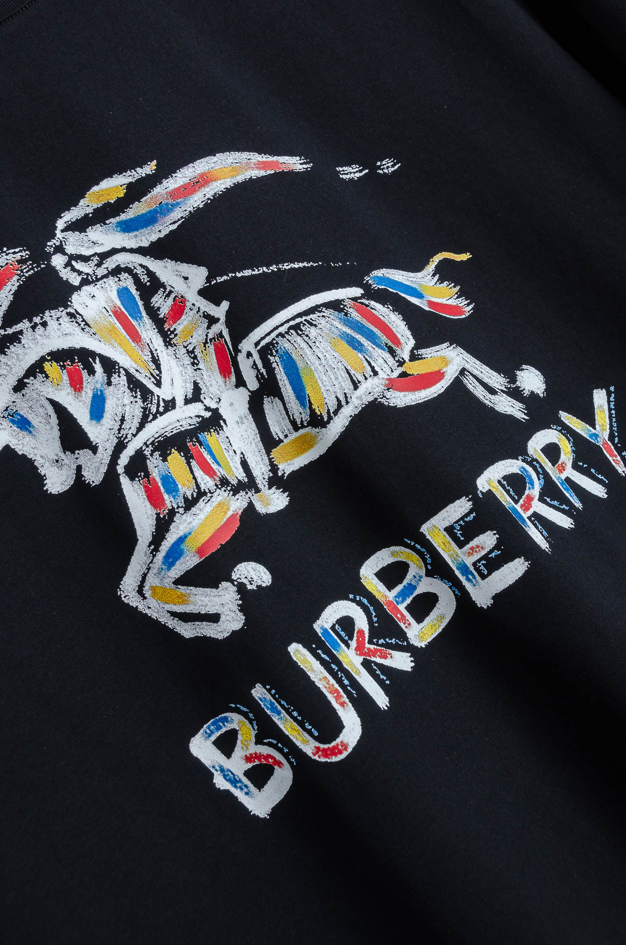 ☀️☀️ Burbe*rry巴宝*莉2026SS时尚潮人必备男士休闲圆领短袖T恤衫#设计理念潮流前卫与尚