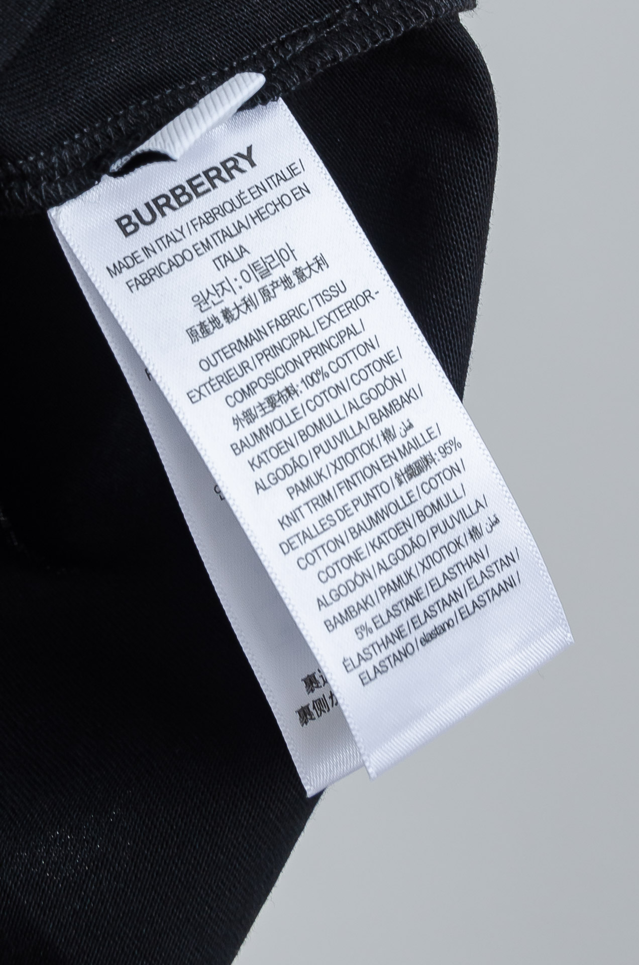 ☀️☀️ Burbe*rry巴宝*莉2026SS时尚潮人必备男士休闲圆领短袖T恤衫#设计理念潮流前卫与尚