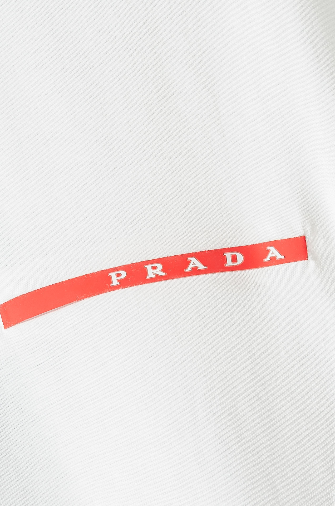 PRADA普拉达2026SS时尚潮人必备男士休闲圆领短袖T恤衫#设计理念潮流前卫与尚可持续，选用客供进口