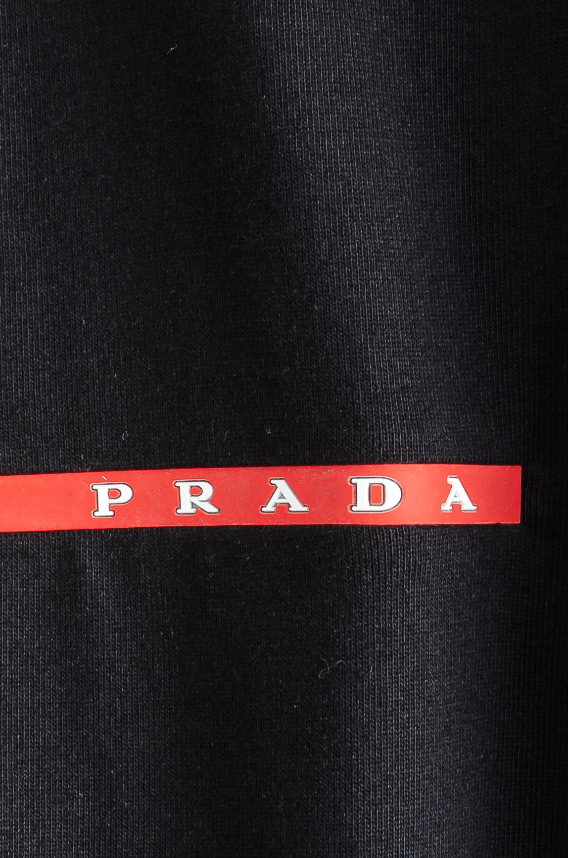 PRADA普拉达2026SS时尚潮人必备男士休闲圆领短袖T恤衫#设计理念潮流前卫与尚可持续，选用客供进口