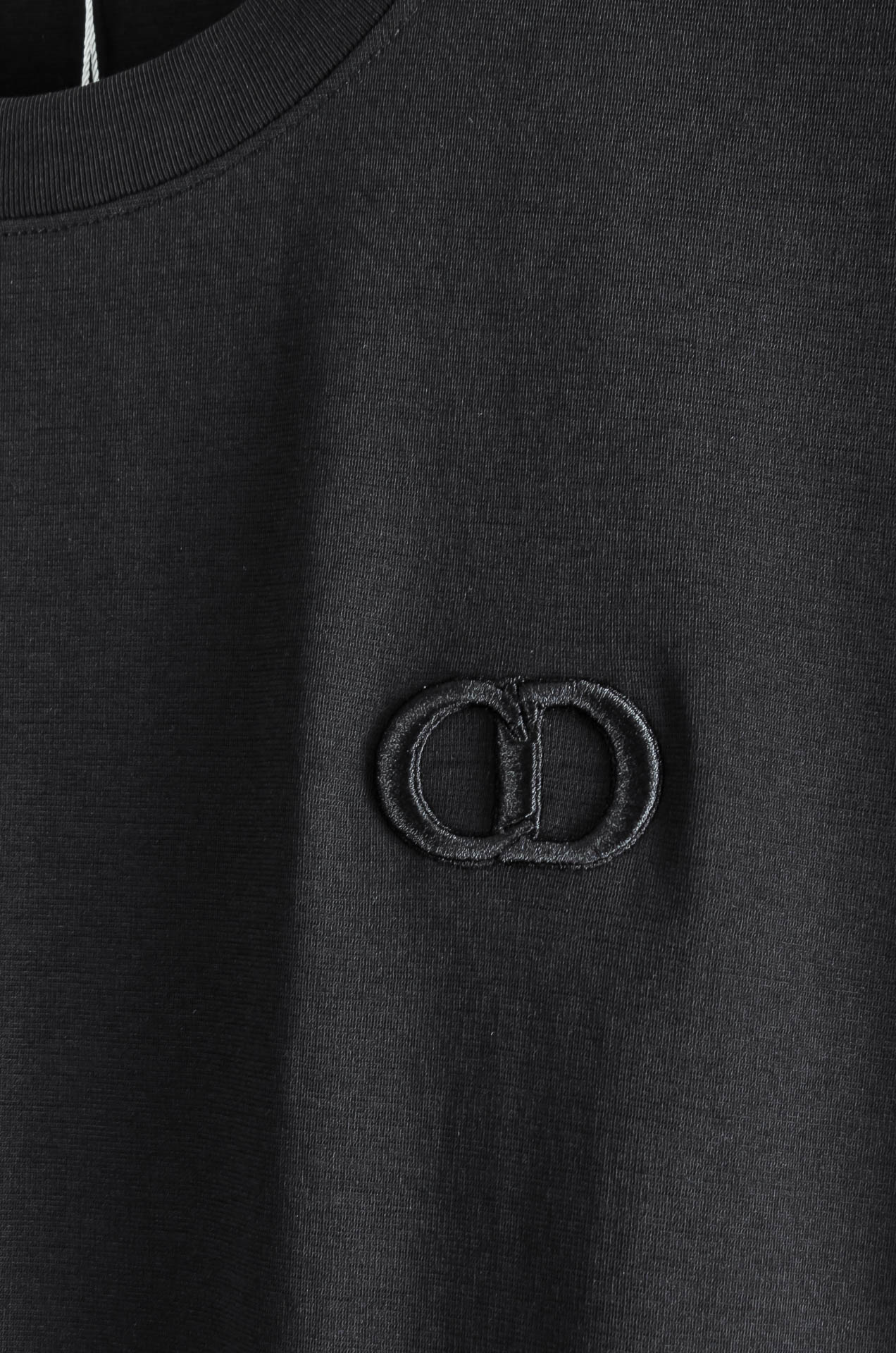 Dior迪奥2026SS时尚潮人必备男士休闲圆领短袖T恤衫#设计理念潮流前卫与尚可持续，选用客供进口10