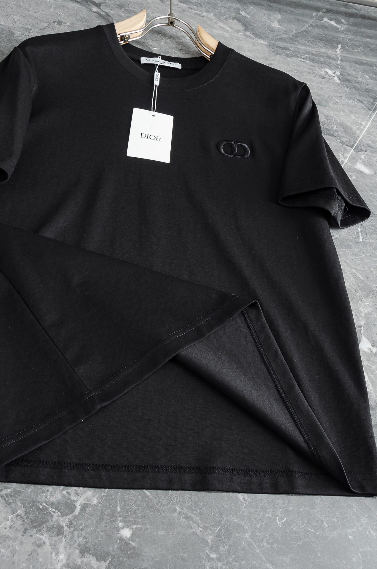 Dior迪奥2026SS时尚潮人必备男士休闲圆领短袖T恤衫#设计理念潮流前卫与尚可持续，选用客供进口10