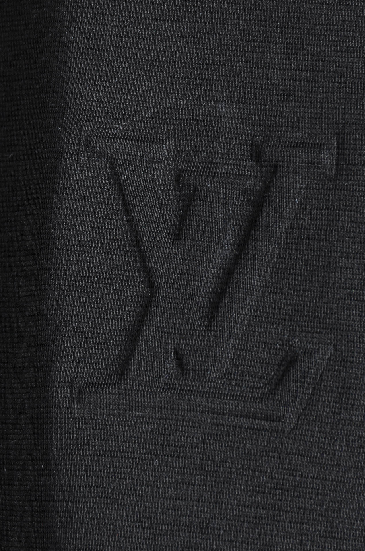 LV 2026SS时尚潮人必备男士休闲圆领短袖T恤衫#设计理念潮流前卫与尚可持续，选用客供进口100%棉