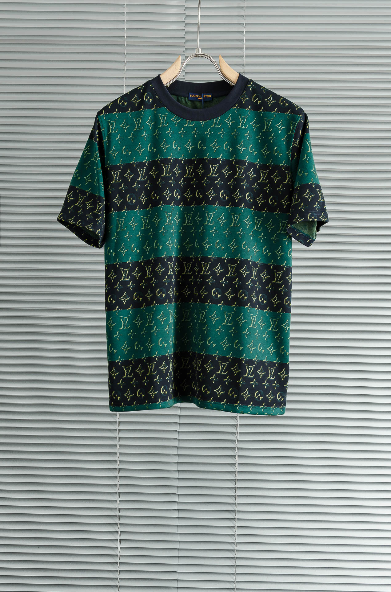 LOUIS VUITTON SS26 圆领短袖印花图案T恤 #本款短袖圆领衫以全幅 Monogram H