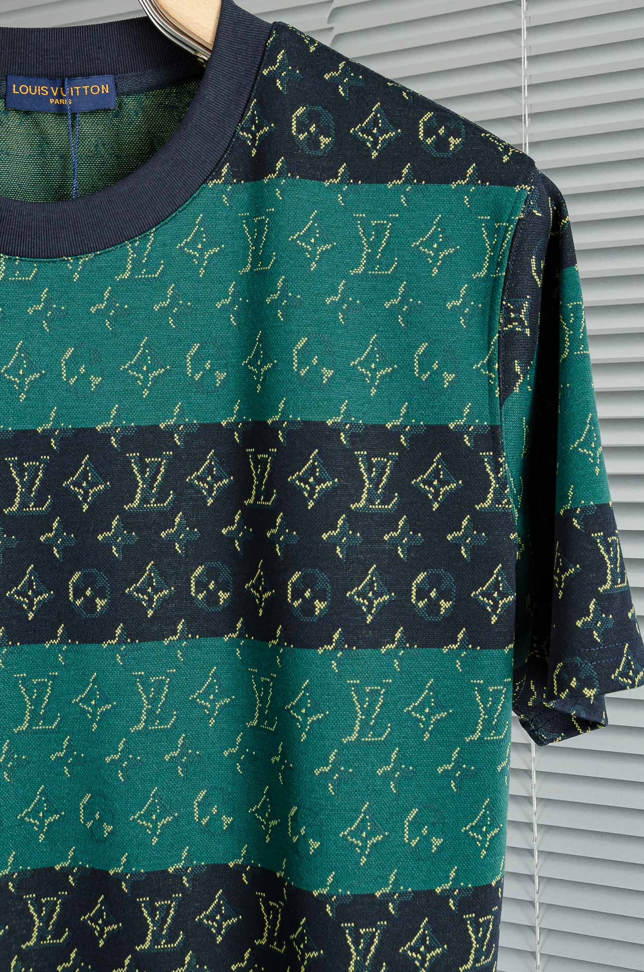 LOUIS VUITTON SS26 圆领短袖印花图案T恤 #本款短袖圆领衫以全幅 Monogram H