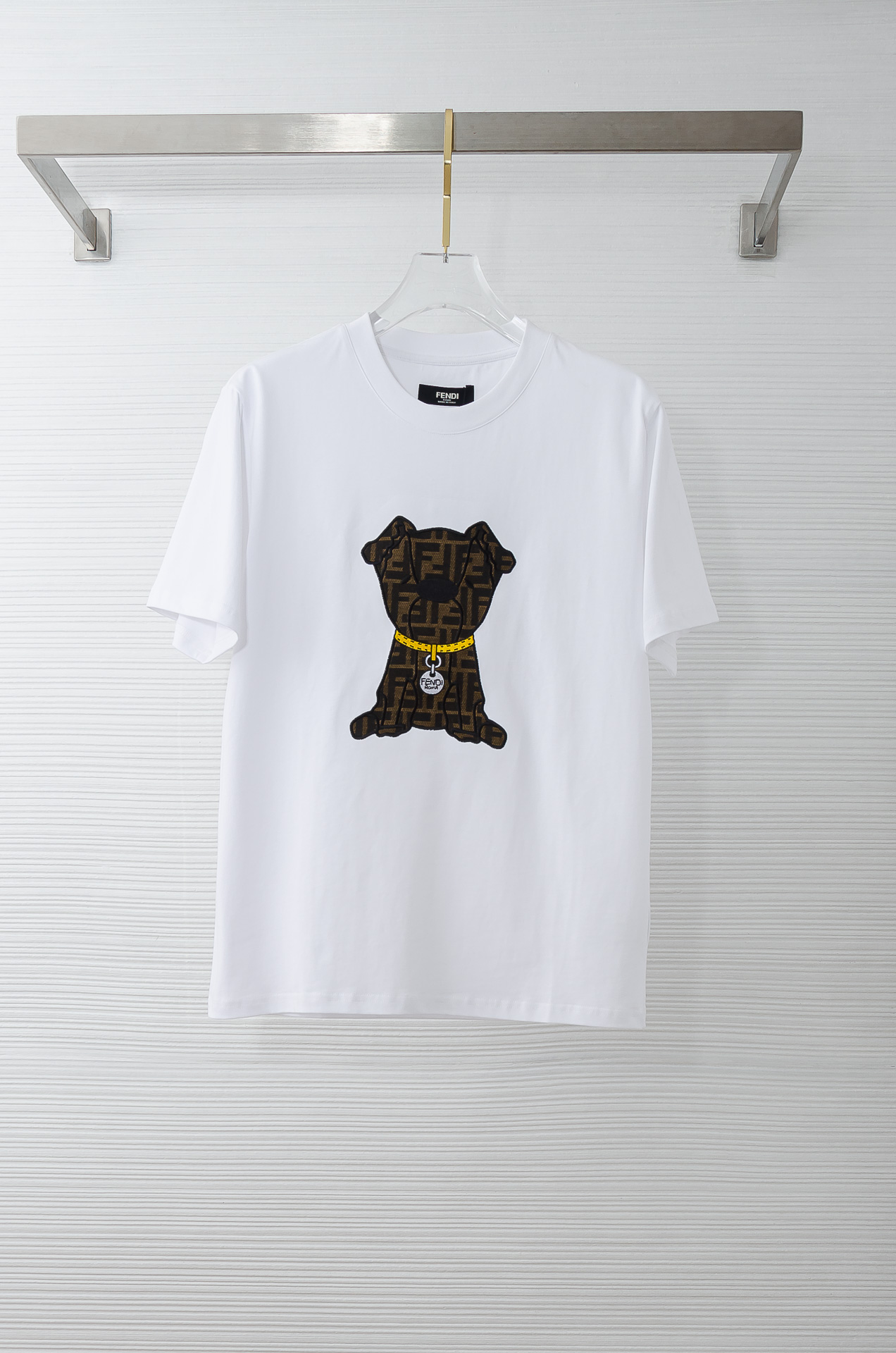 Fendi 芬迪2026SS时尚潮人必备男士休闲圆领短袖T恤衫#设计理念潮流前卫与尚可持续，选用客供进口